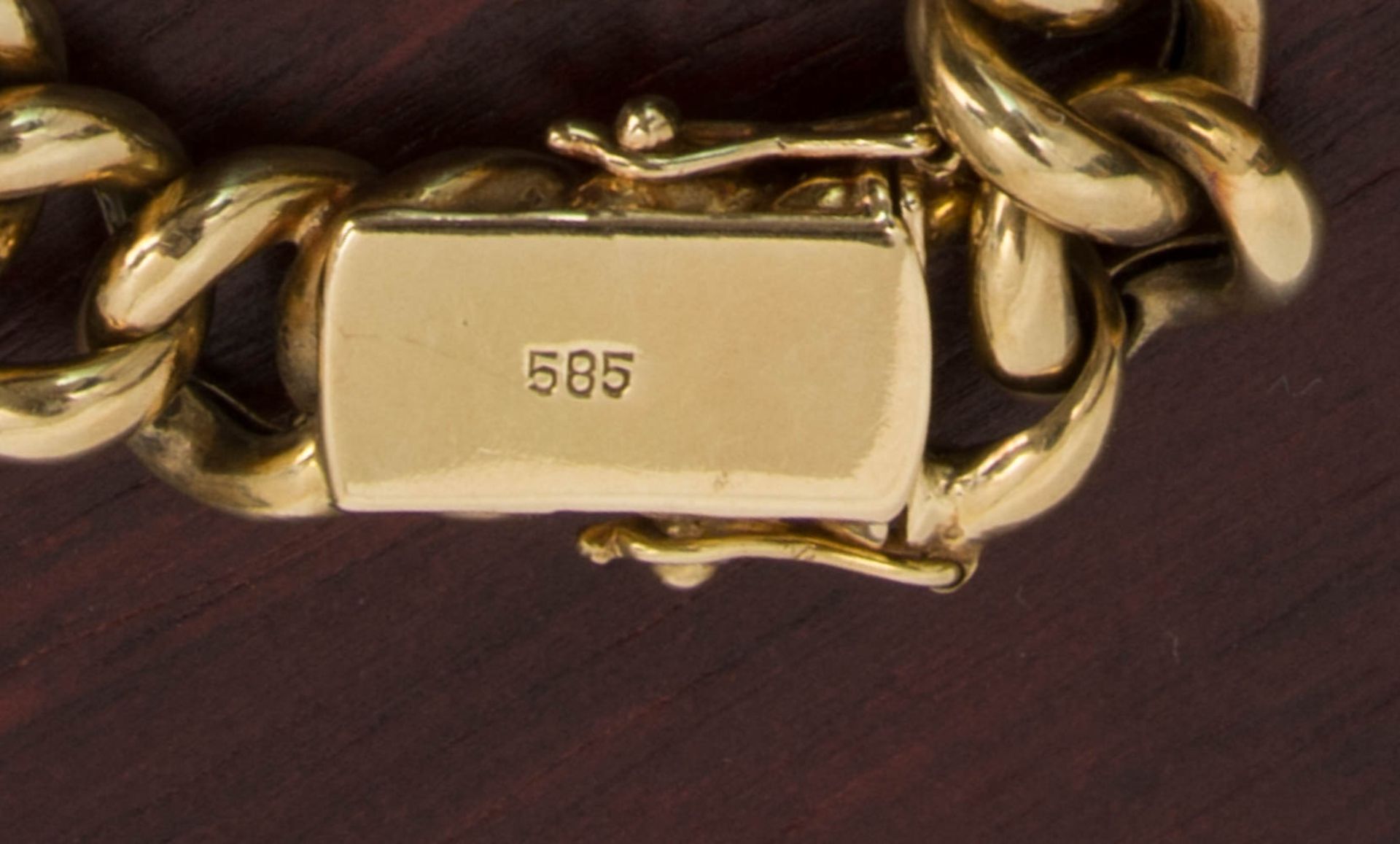 Drei Armbänder, 595er Gelbgold. - Bild 2 aus 3