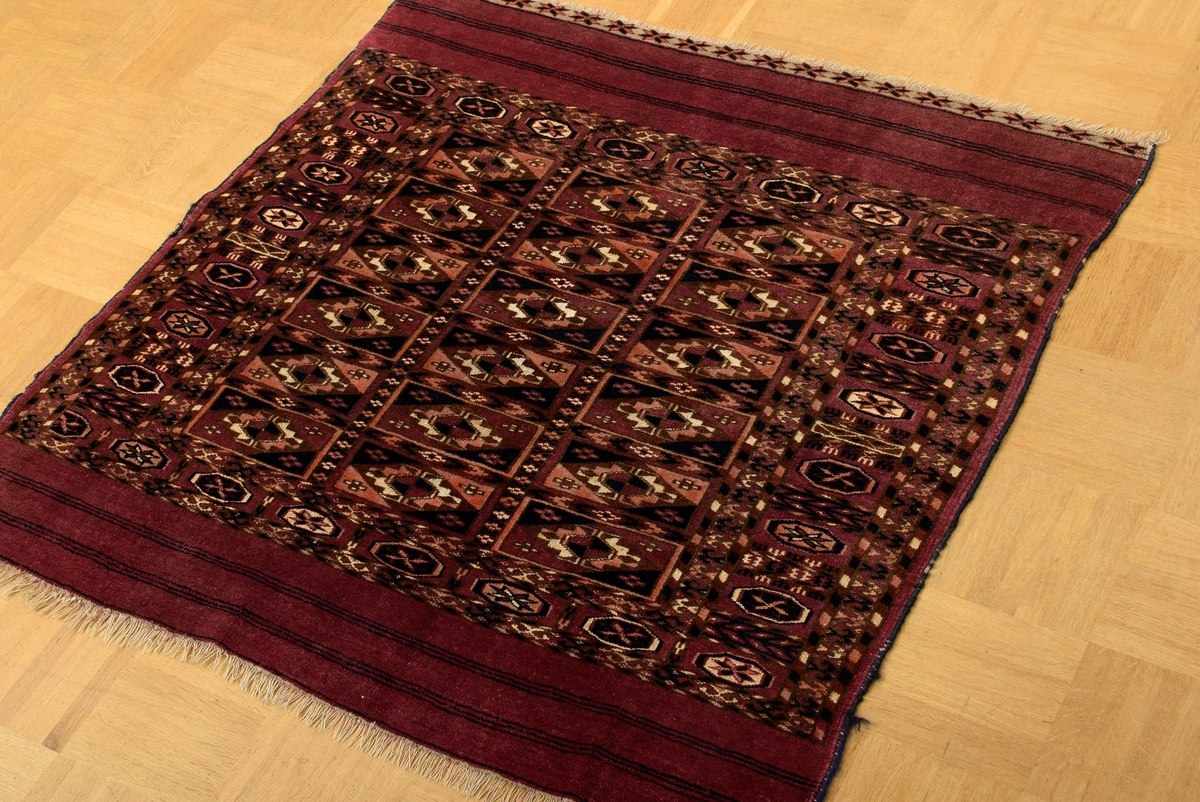 Tekke hearth carpet, late 19th century, 95x97cm - Image 2 of 5