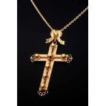 RG 750 cross pendant on link chain with river pearls, 7,5g, l. 45cm, cross 5,6x3,2cm