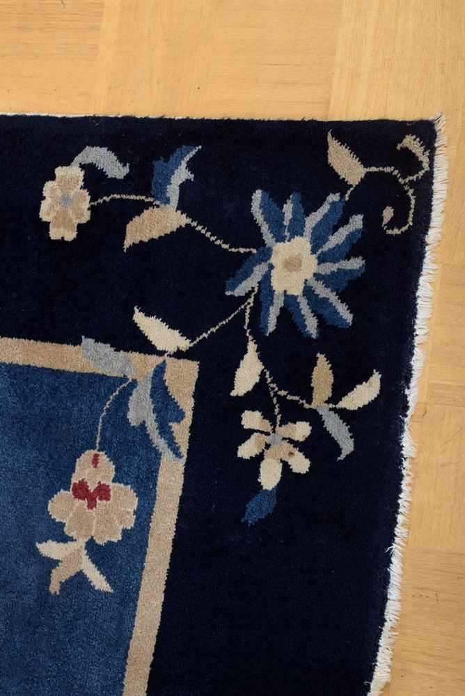 Large Beijing carpet with floral pattern, blue/beige, 277x362cm - Image 2 of 6