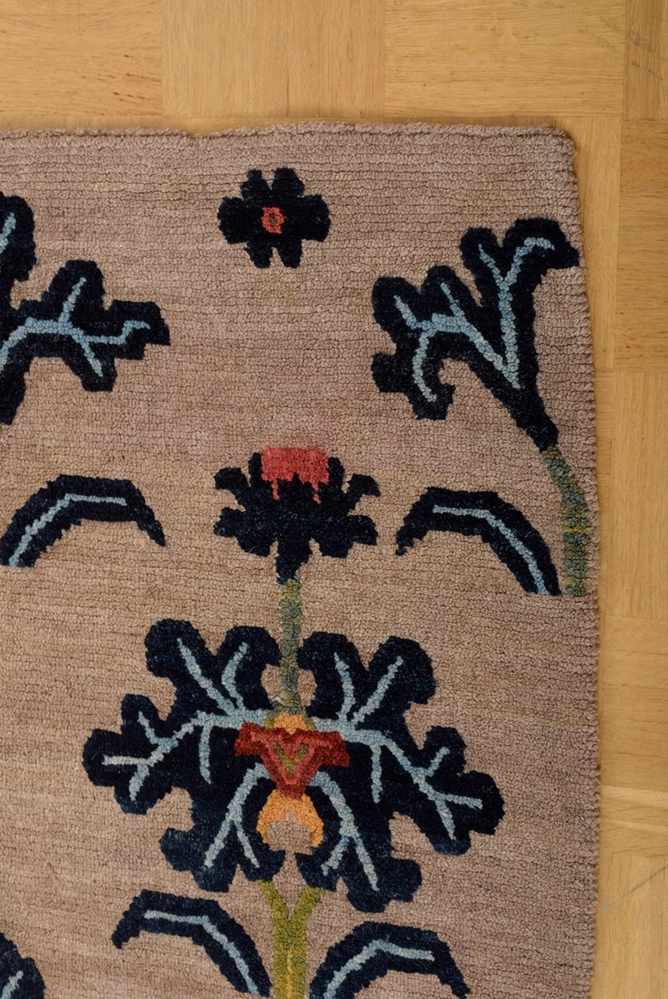 Tibetan Khaden "flowers" in rare colours, wool, shigatse around 1920, 163x91cm - Image 3 of 6