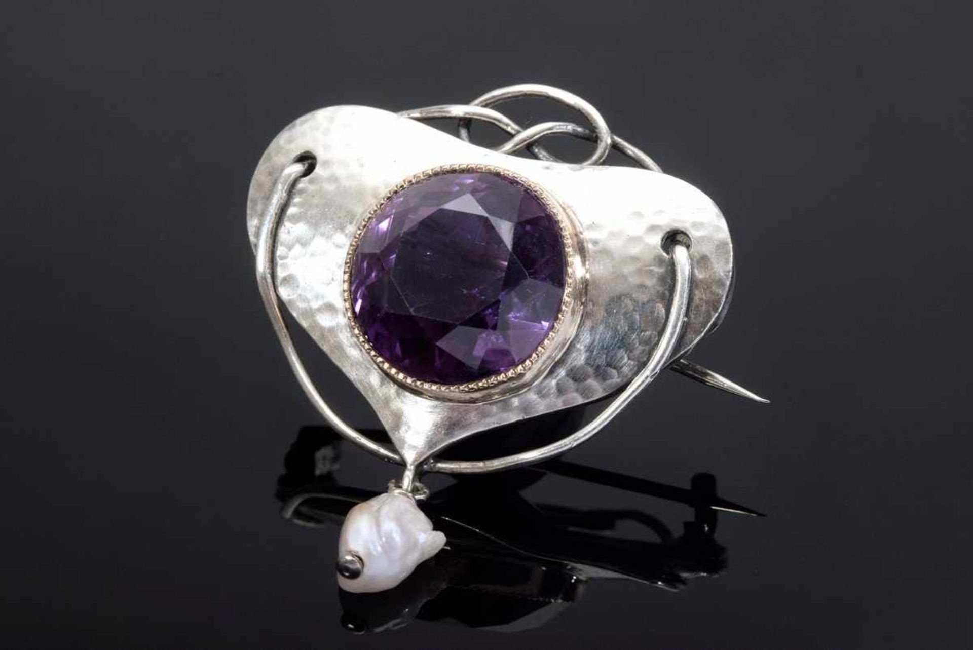 "Arts & Crafts" silver 950/ RG 585 needle with faceted amethyst (ca. 8,11ct) and river pearl, Murrel