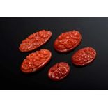 5 Oval coral discs with floral carving, 8,71g, 12-15x15-17mm
