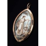 Antique RG 585 pendant with miniature "Hestia", sepia/leg, around 1820, 3,6x2,2cm