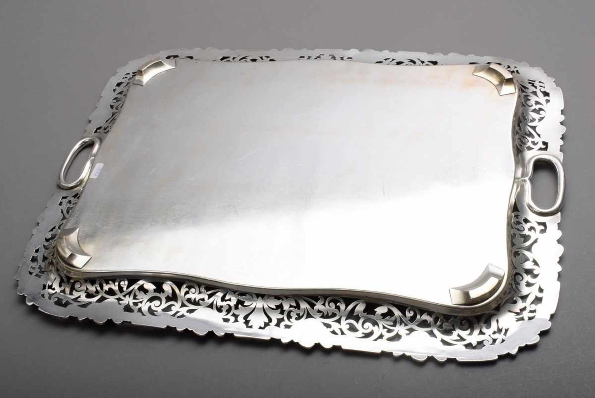 Rectangular silver plated tray with floral pierced rim and engraved rocaille decoration on the - Bild 5 aus 7