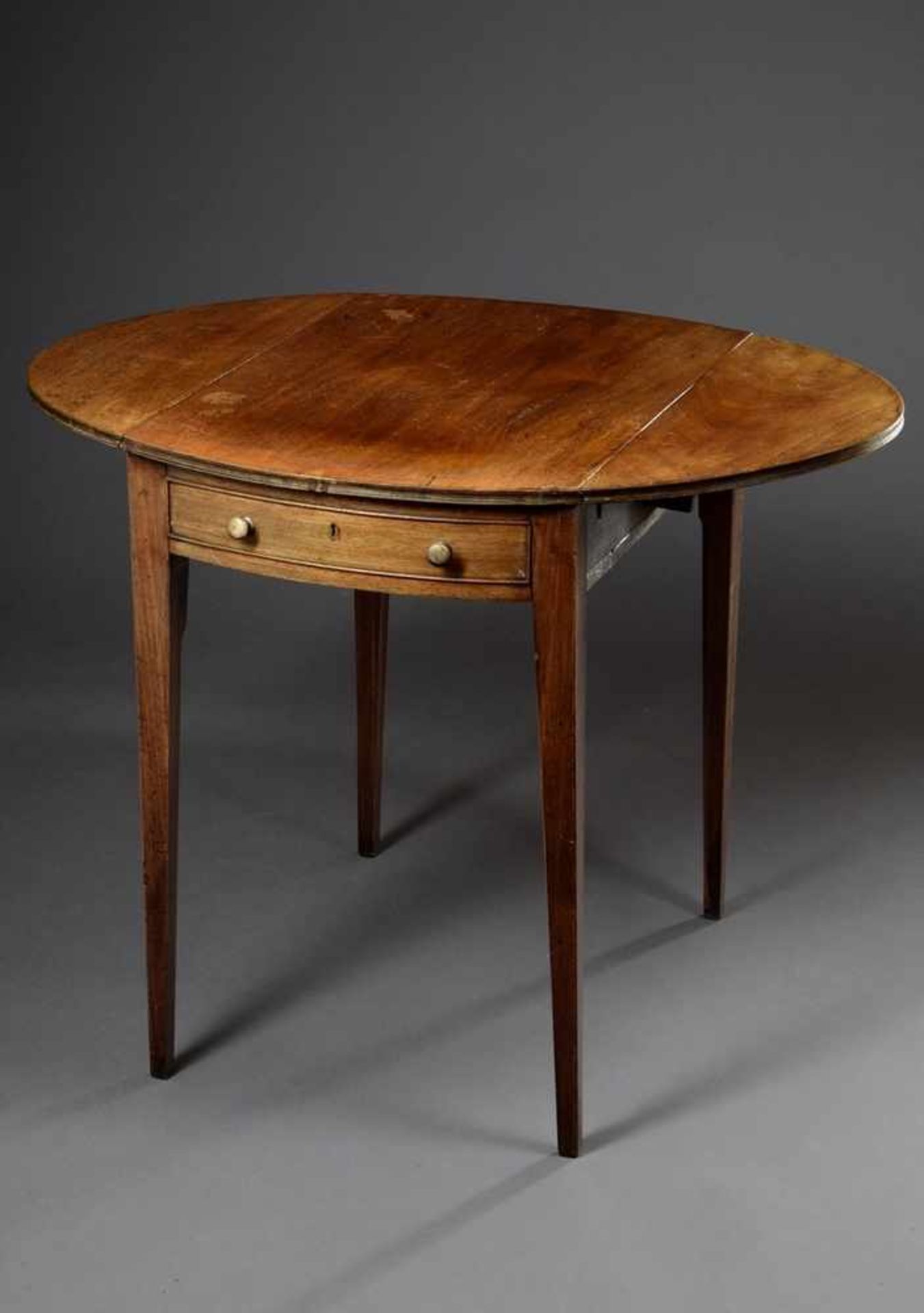 English mahogany pembroke table with semicircular side flaps and 2 drawers, 19th century, 71x47(95) - Image 2 of 4