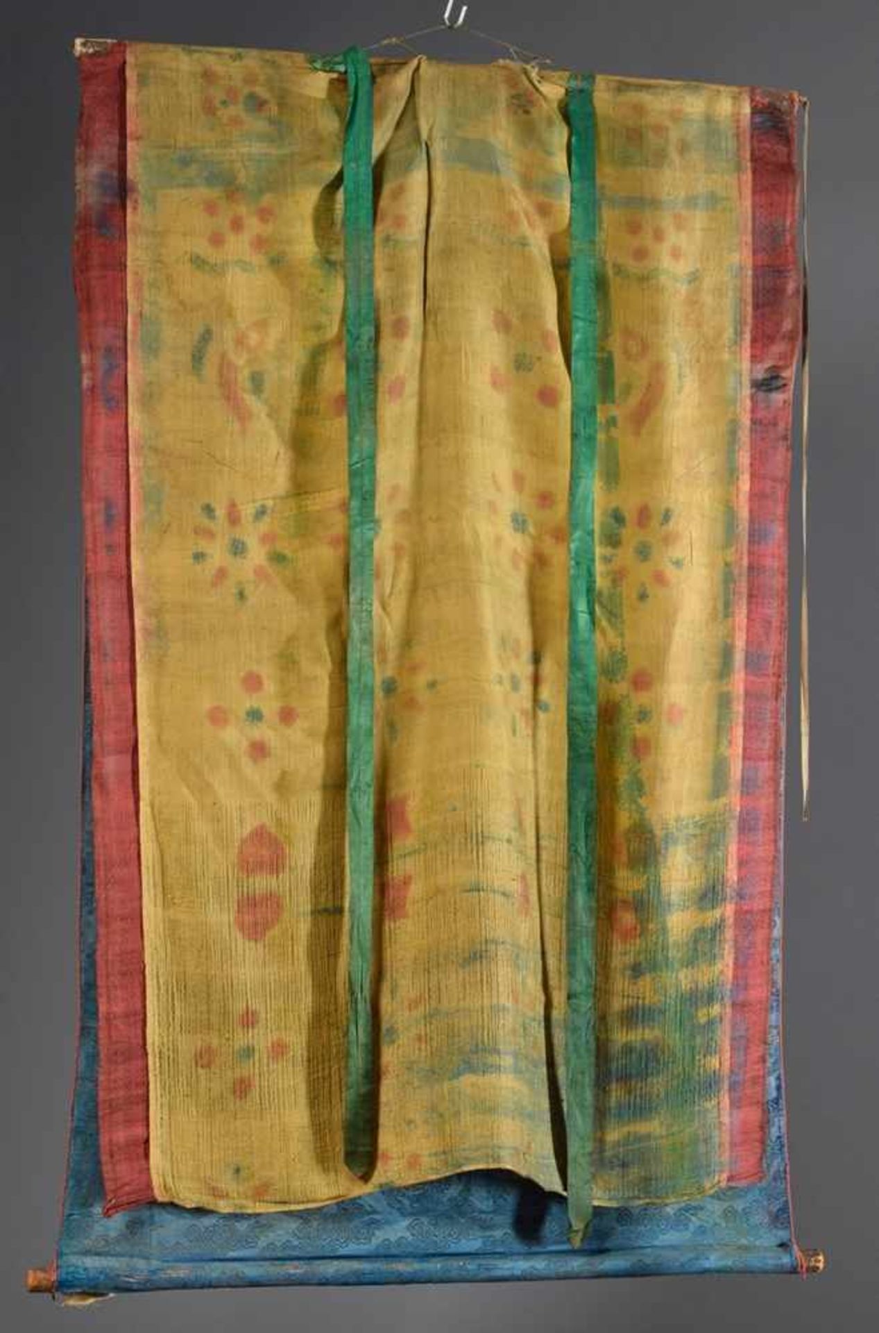 Tibetan thangka on silk "Tsongkhapa in the appearance of the Dombi-Heruka. The mahāsiddha sits on - Bild 3 aus 8