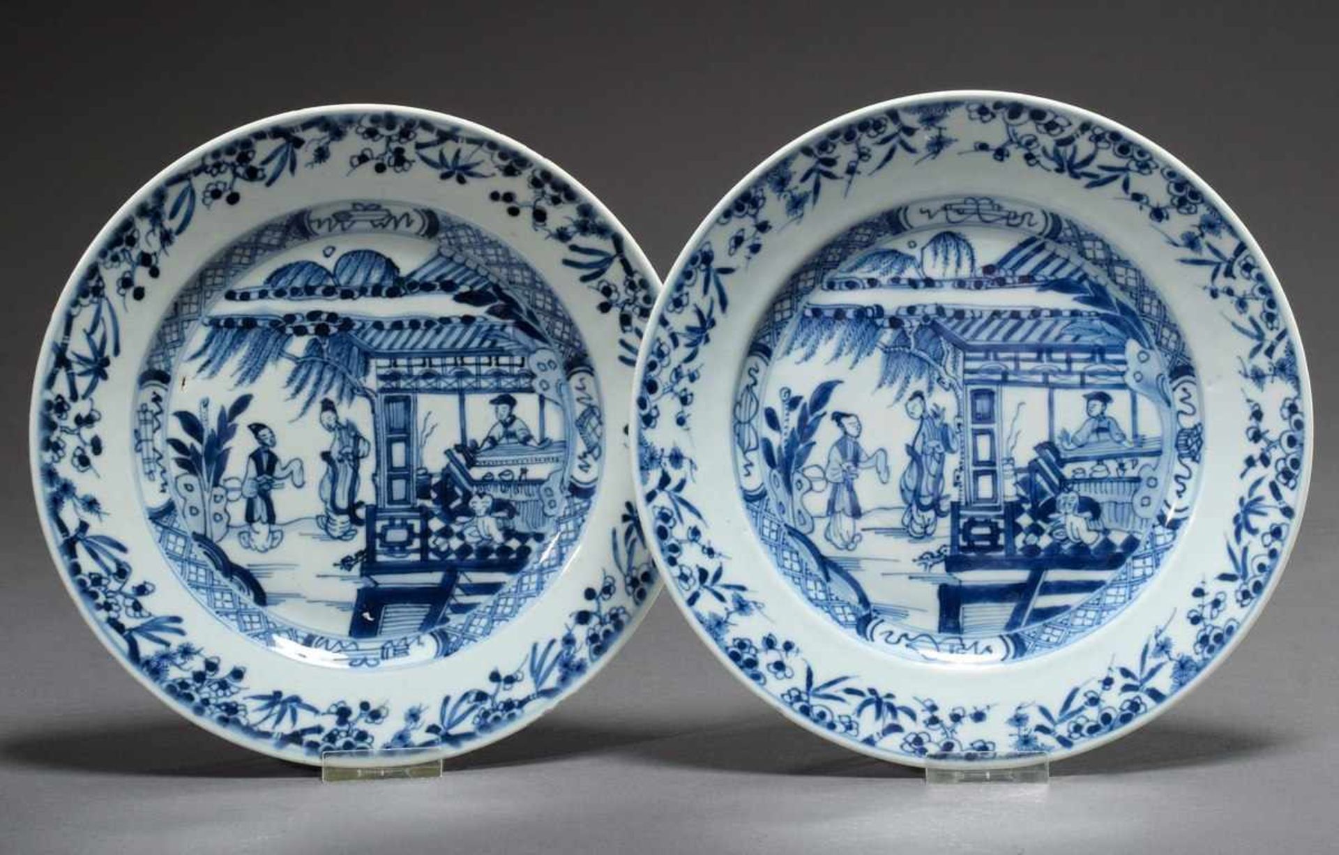 Pair of plates with blue painting decoration "Teahouse scenes", Ø 23cm, 1x chipped at the edge, 1x