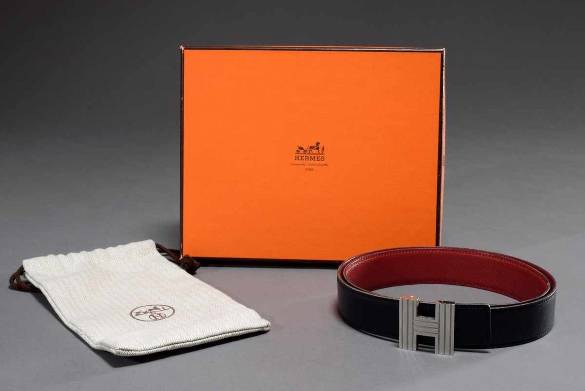 Hermès "Constance" reversible belt with silver "H" buckle, red/dark blue, 2000, l. 85cm, w. 3cm, - Bild 2 aus 4