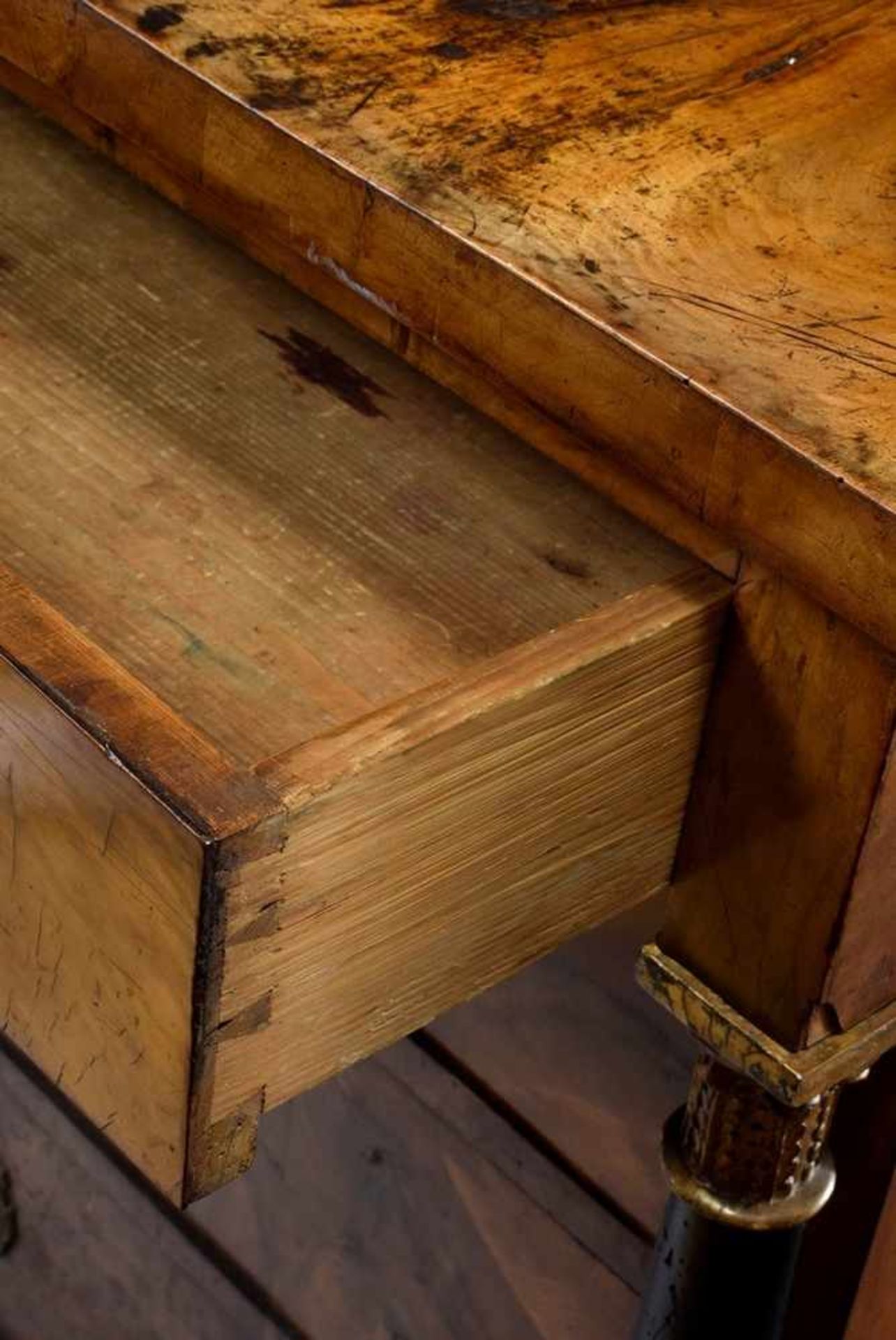 2 parts fourfold console chest (91x90x53cm) on paw feet with mirror (105x88cm), walnut/softwood - Bild 8 aus 13