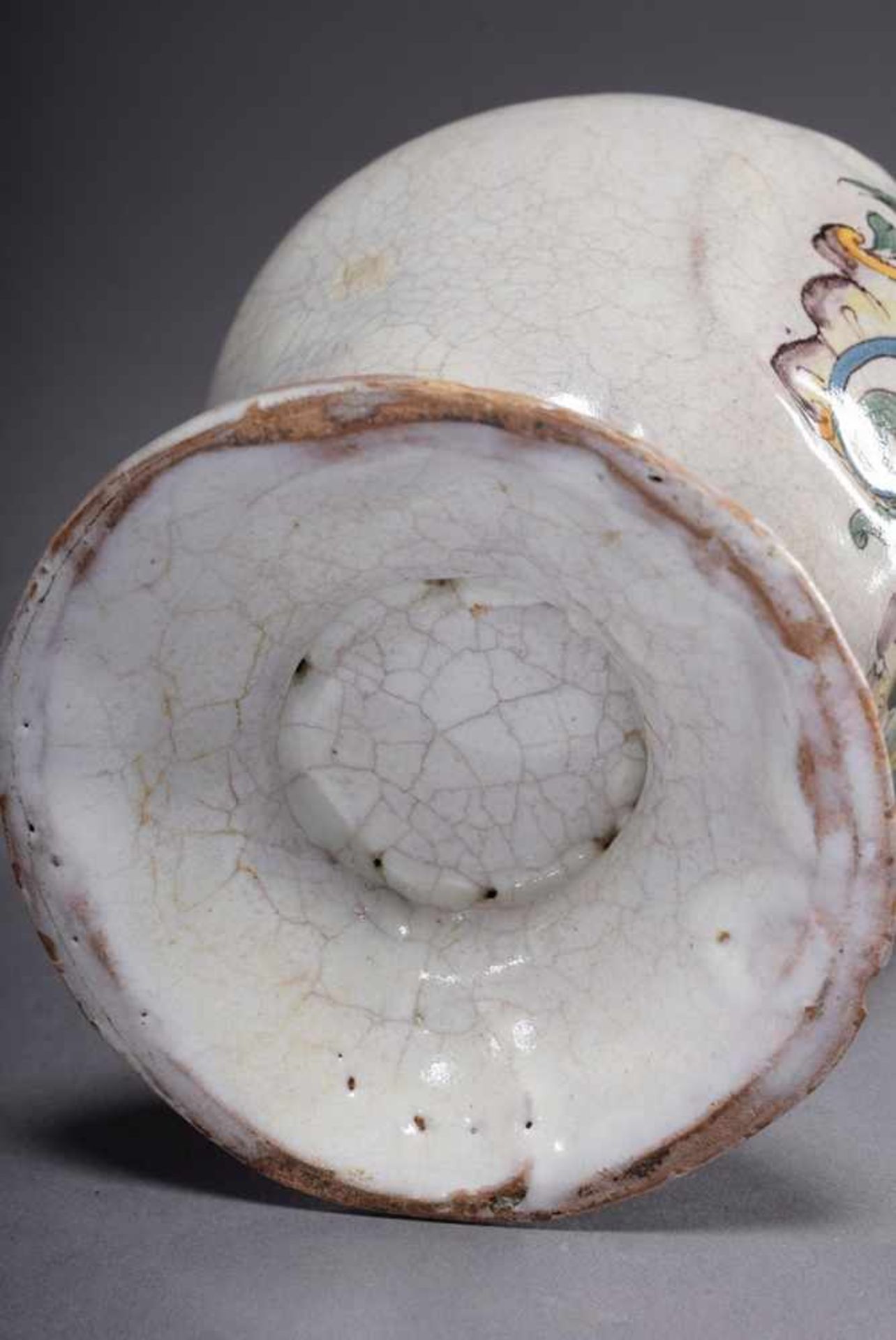 Faience apothecary vessel, so called "Albarello" with coloured painted rocaille cartouche "Fruits" - Bild 5 aus 5