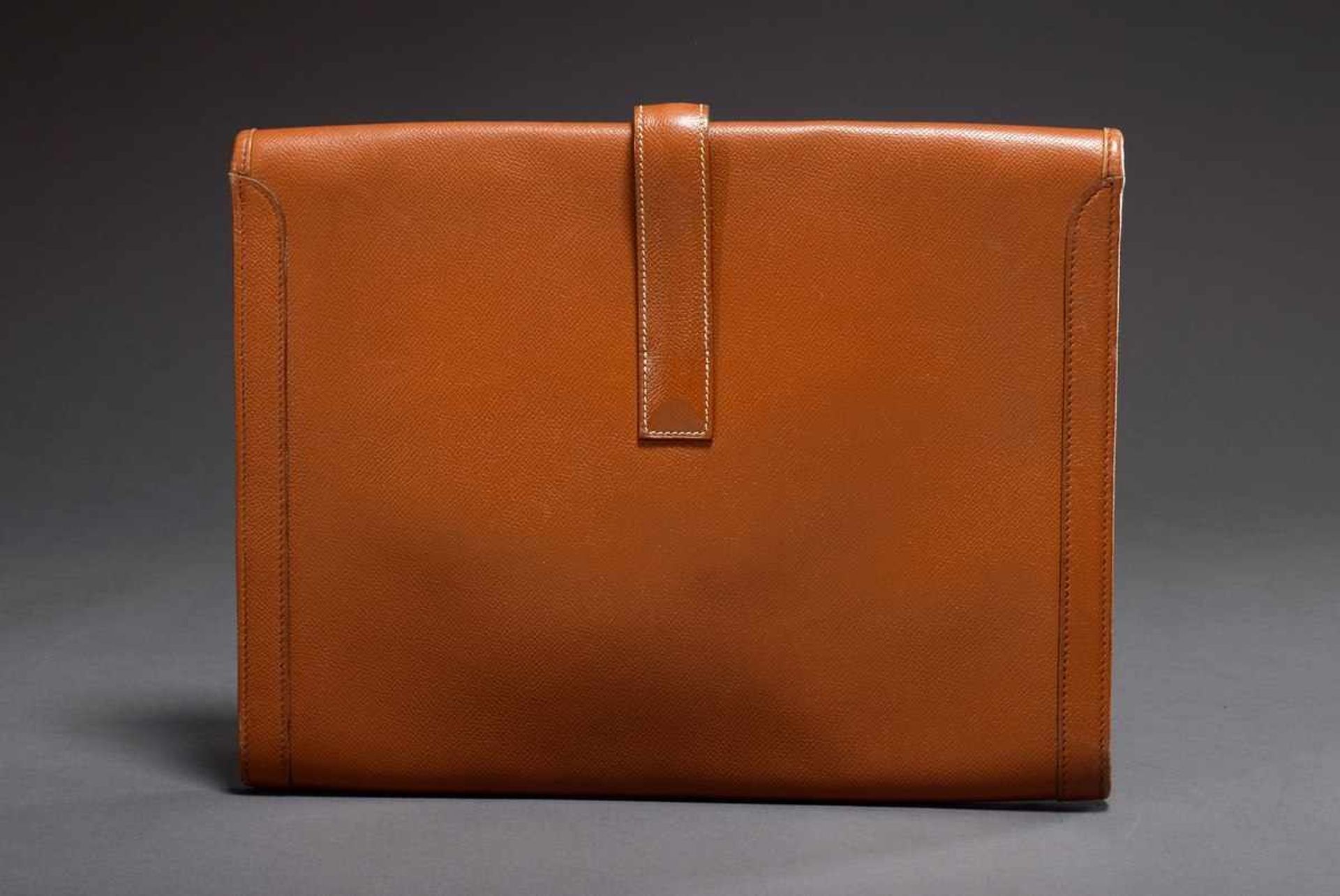 Hermès Clutch, cognac coloured leather/linen, 34x26cmHermès Clutch, cognacfarbenes Leder/Leinen, - Bild 3 aus 5