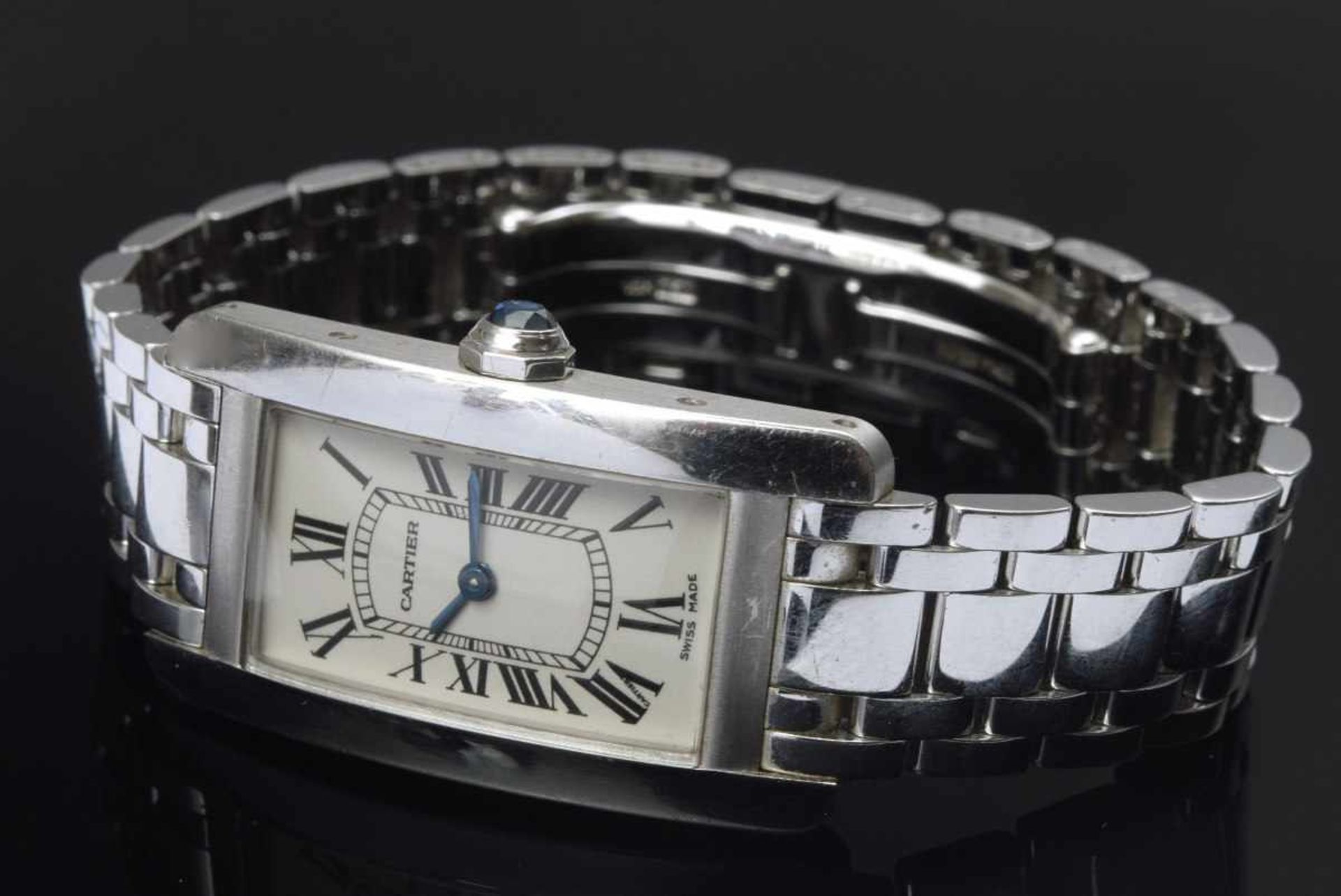 WG 750 Cartier "Tank Américaine Lady" watch, quartz movement, white dial with roman numerals,