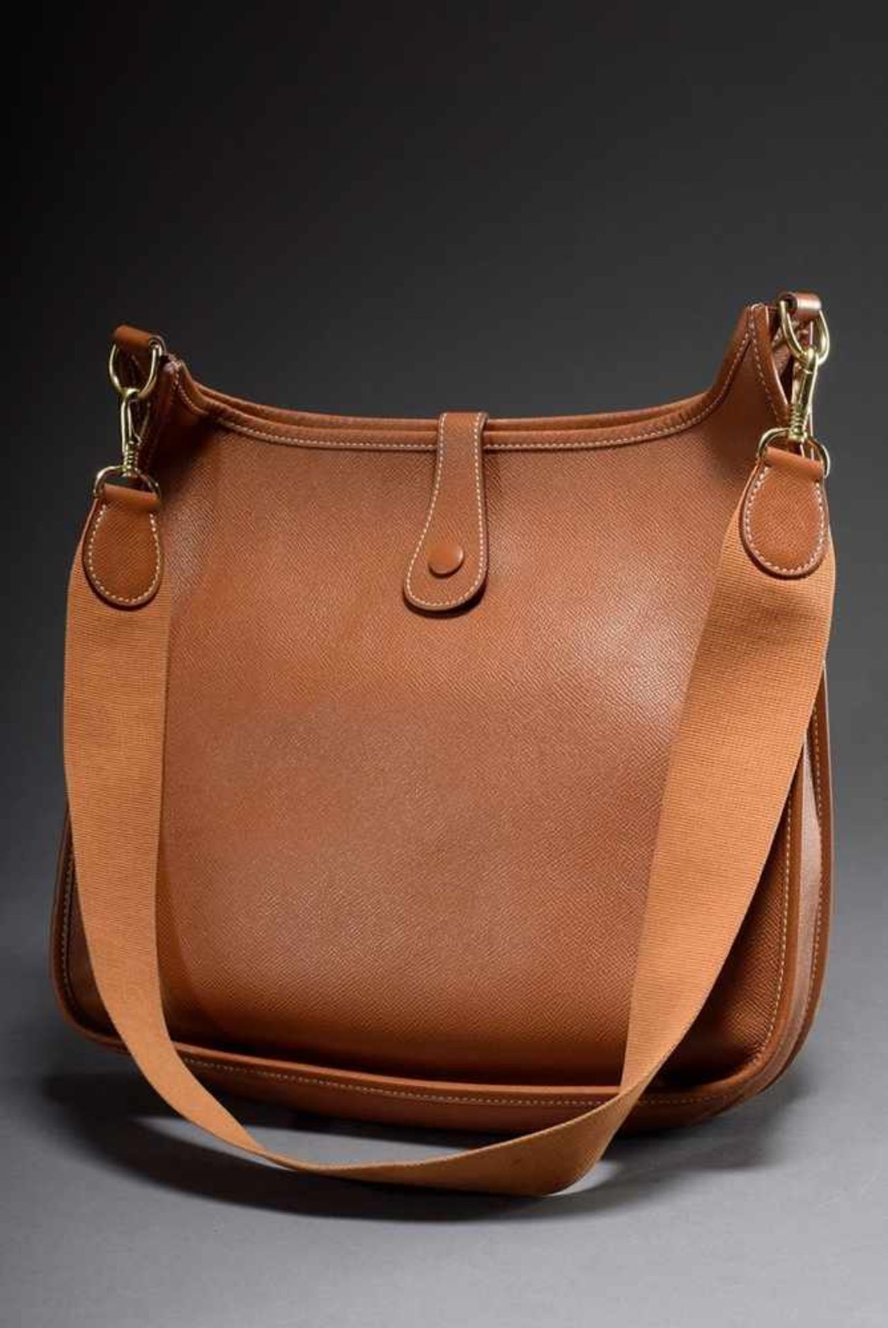 Hermès "Evelyn", 1996, cognac coloured calfskin, open shoulder bag with perforated "H" logo and - Bild 7 aus 9