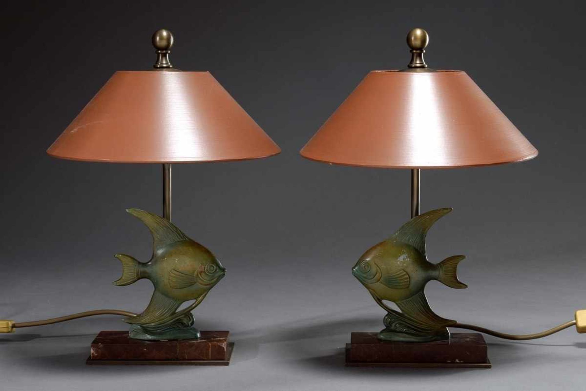 Pair of Midcentury lamps "Fish", galvanized zinc cast with greenish patina, h. 37,5cmPaar Midcentury - Bild 2 aus 5