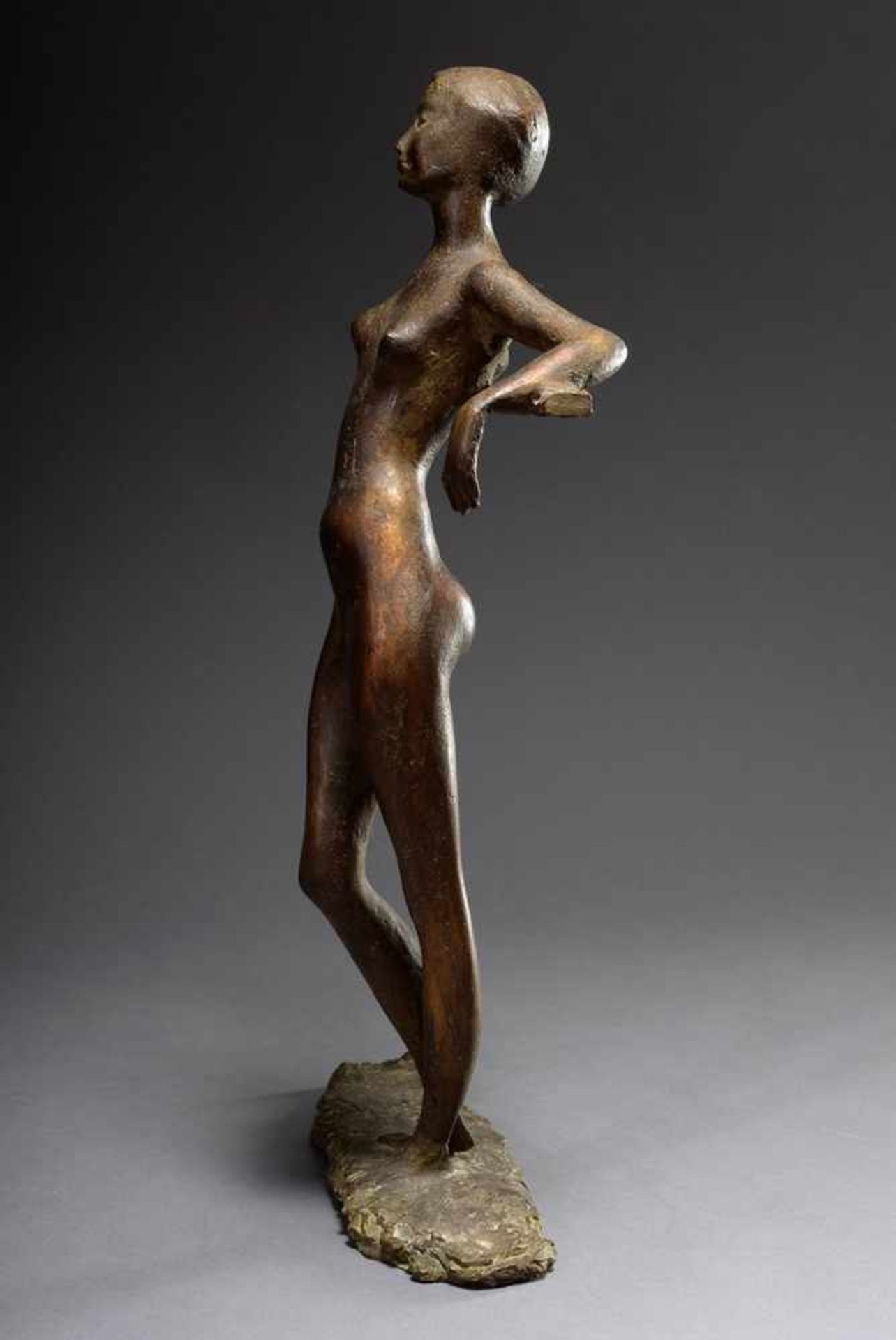 Pasch, Clemens (1910-1985) bronze "Girl at the bar" 1970, at the plinth signed, h. 53cm, WVZ - Bild 4 aus 8