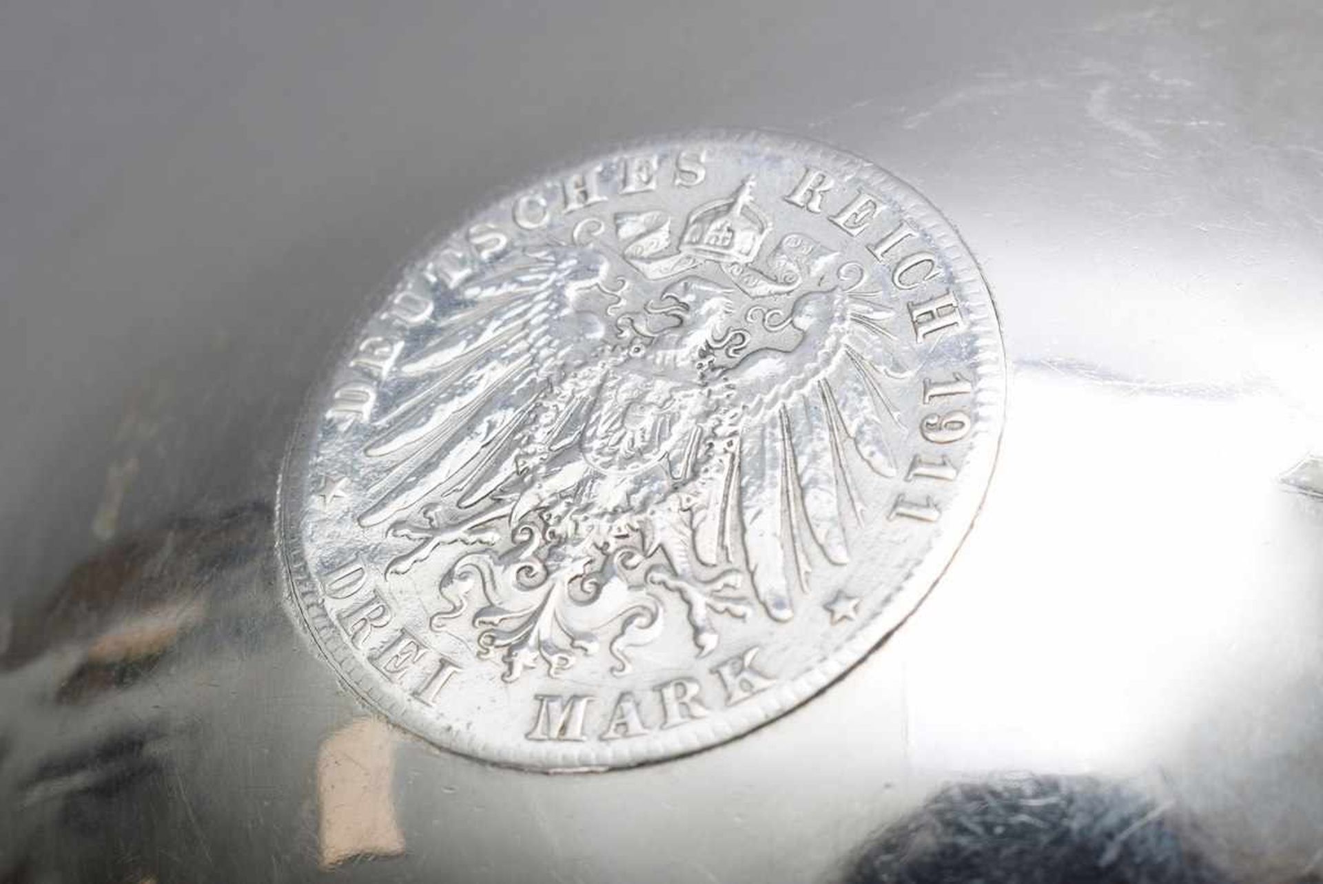 Triangular marbled coin bowl "Deutsches Reich 1911 - Hamburg 3 Mark", silver 835, 78g, 11x11cm, - Bild 4 aus 4