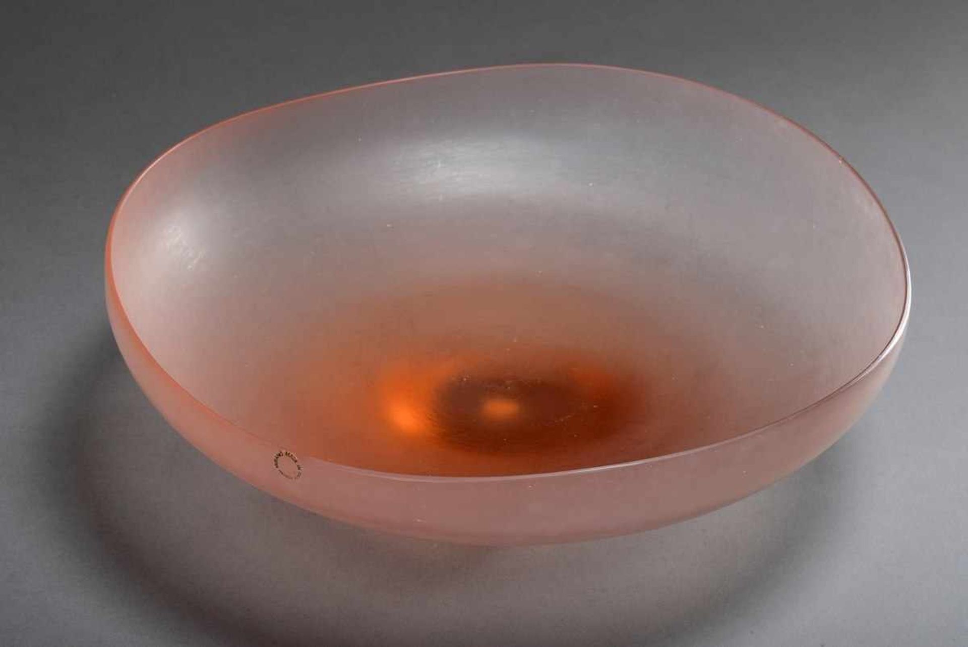 Venini "Inciso" bowl in apricot coloured glass with frosted surface, bottom sign./dat./num. 1989/19, - Bild 2 aus 5