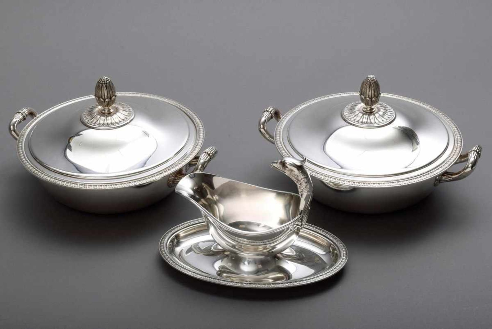 3 Various parts silver plated Christofle cover bowls (h. 17cm, Ø 24cm) and sauceboat with plastic " - Bild 8 aus 10