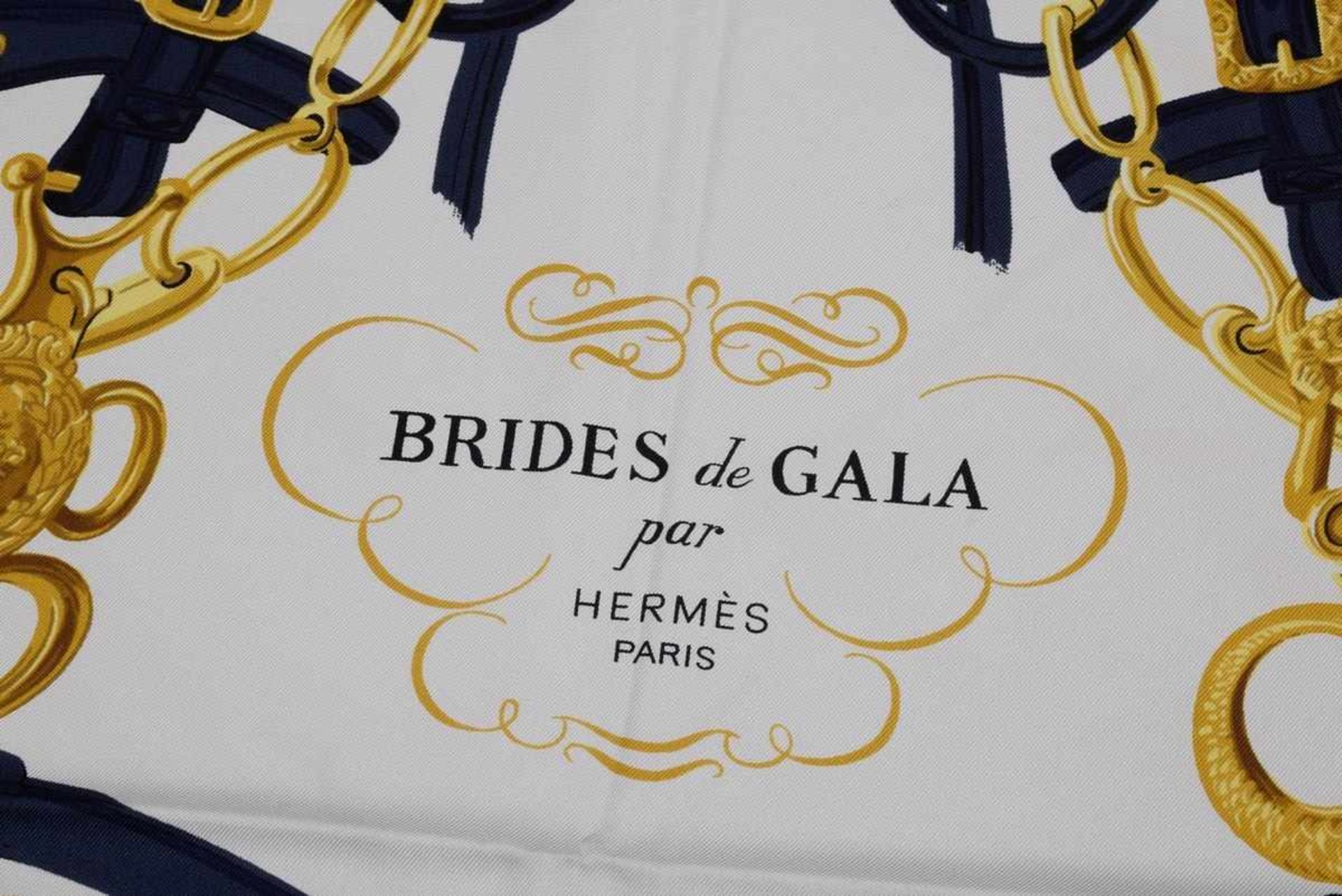 Hermès Carré "Brides de Gala" white/dark blue/yellow, designed by Hugo Grygkar 1957, silk, - Bild 4 aus 4