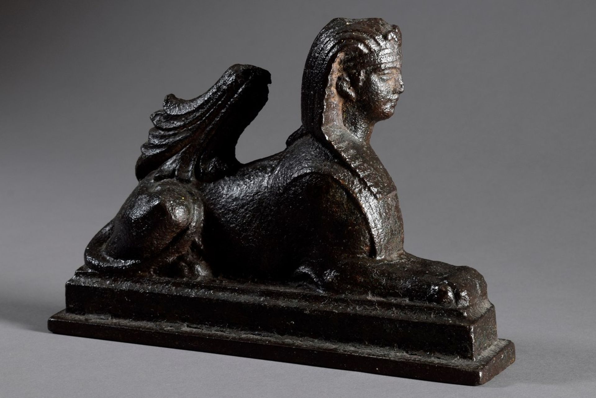 Gusseisen Doorstopper „Sphinx“, geschwärzt, 16x23x5cm