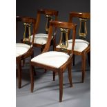 4 Stühle im Empire Stil mit geschnitztem Lyramotiv in der Lehne und hellen Sitzpolstern, Nussbaum,