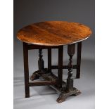 Antiker Gateleg Tisch mit rustikalen Schnitzereien auf gedrechseltem Gestell, Eiche dunkel
