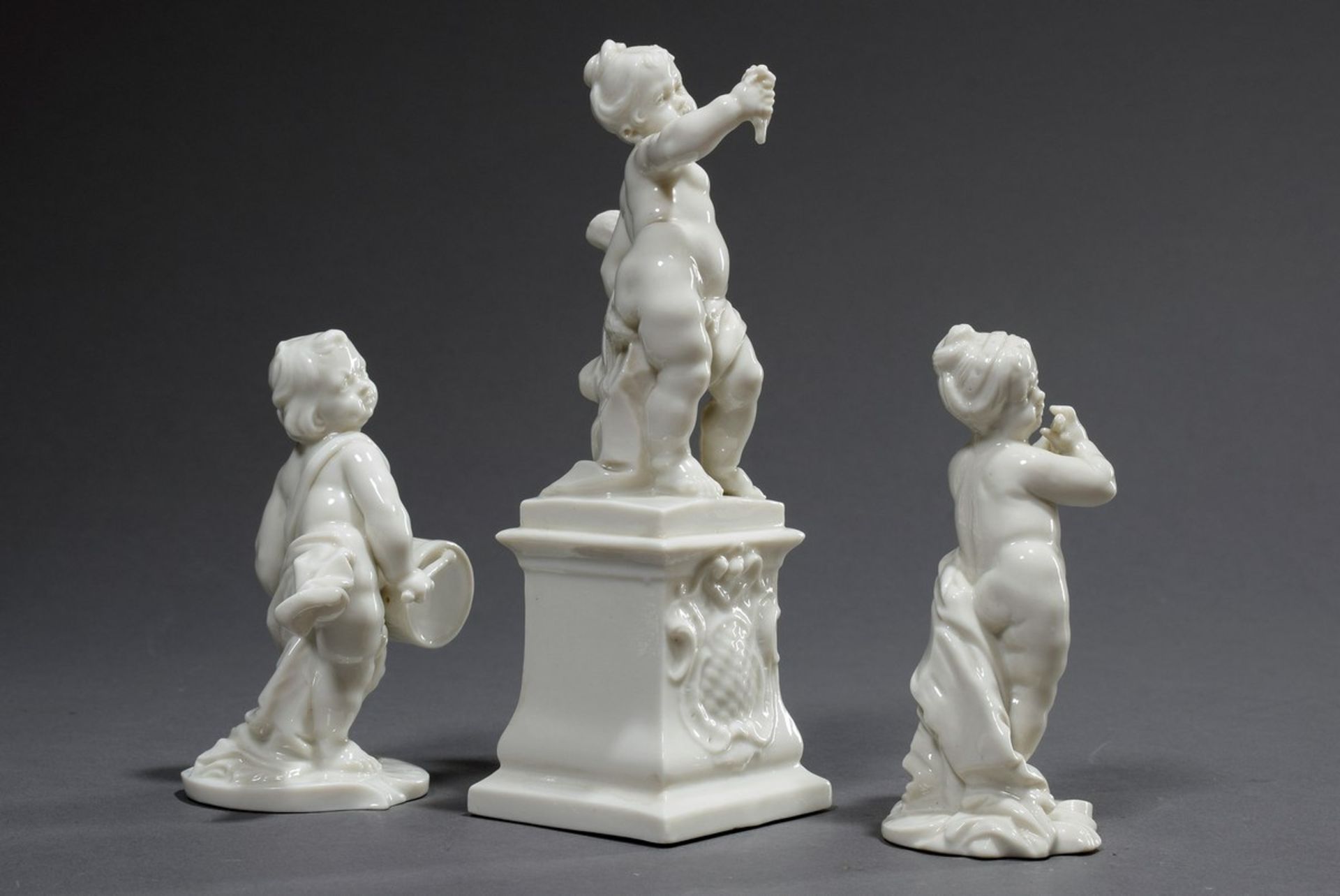 3 Diverse Nymphenburg Figuren nach Franz Anton Bustelli: „Putto als Ceres" auf Sockel (Modellnr. - Bild 3 aus 6