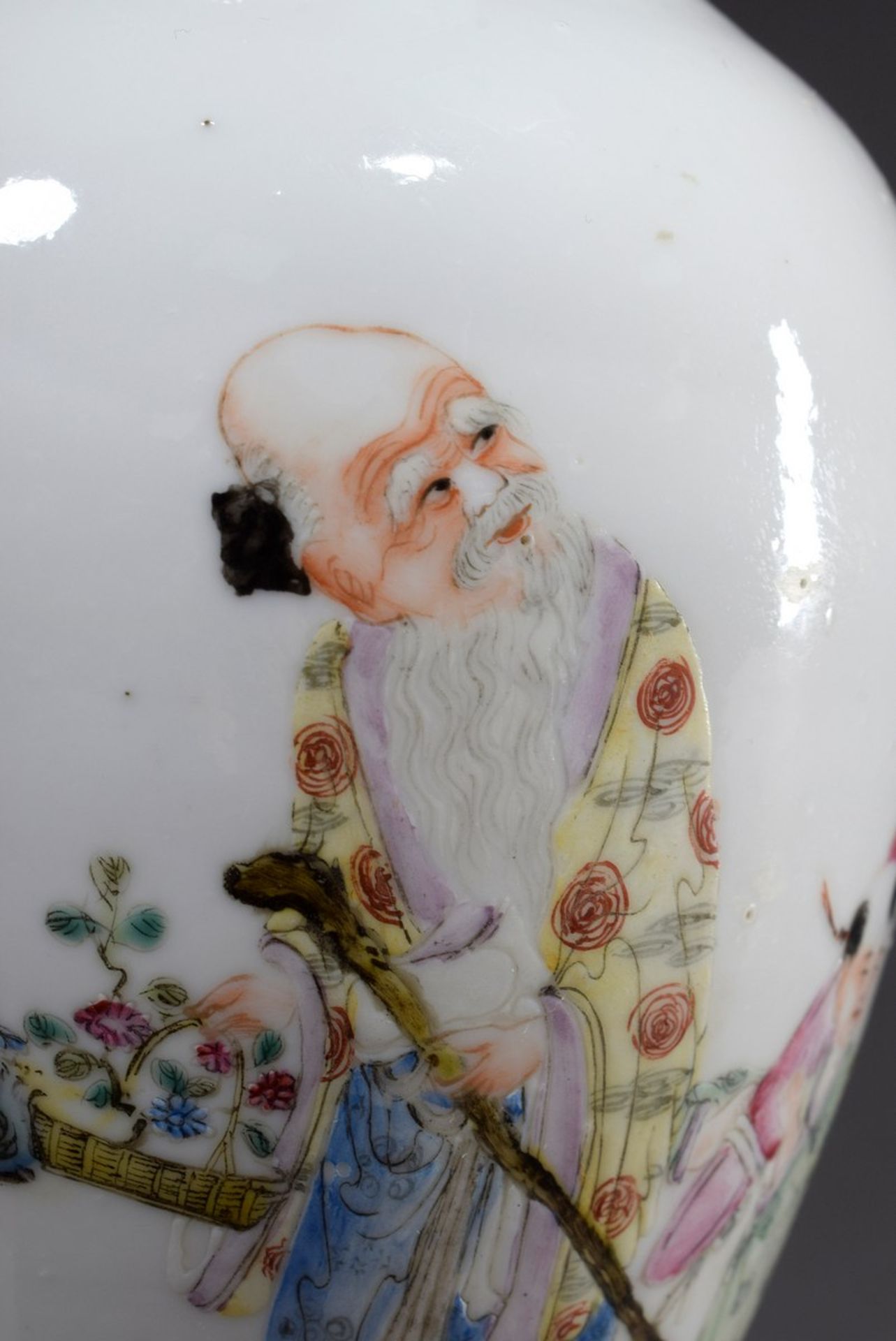 Chinesische Porzellan Vase mit polychromer Bemalung "Weiser und Kinder", Republikzeit, 4 - Image 3 of 5