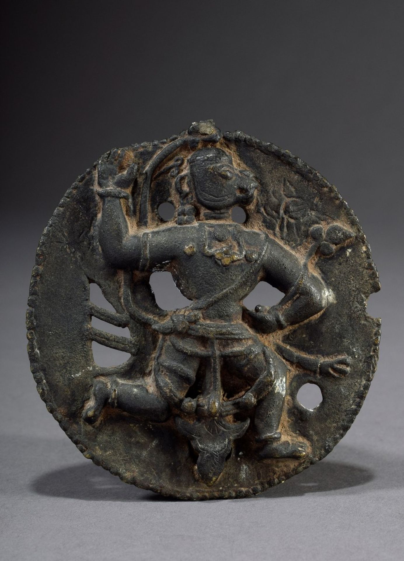 Bronze Medaillonbeschlag "Affengott Hanuman", Südindien 18./19.Jh., Ø 9,5cm