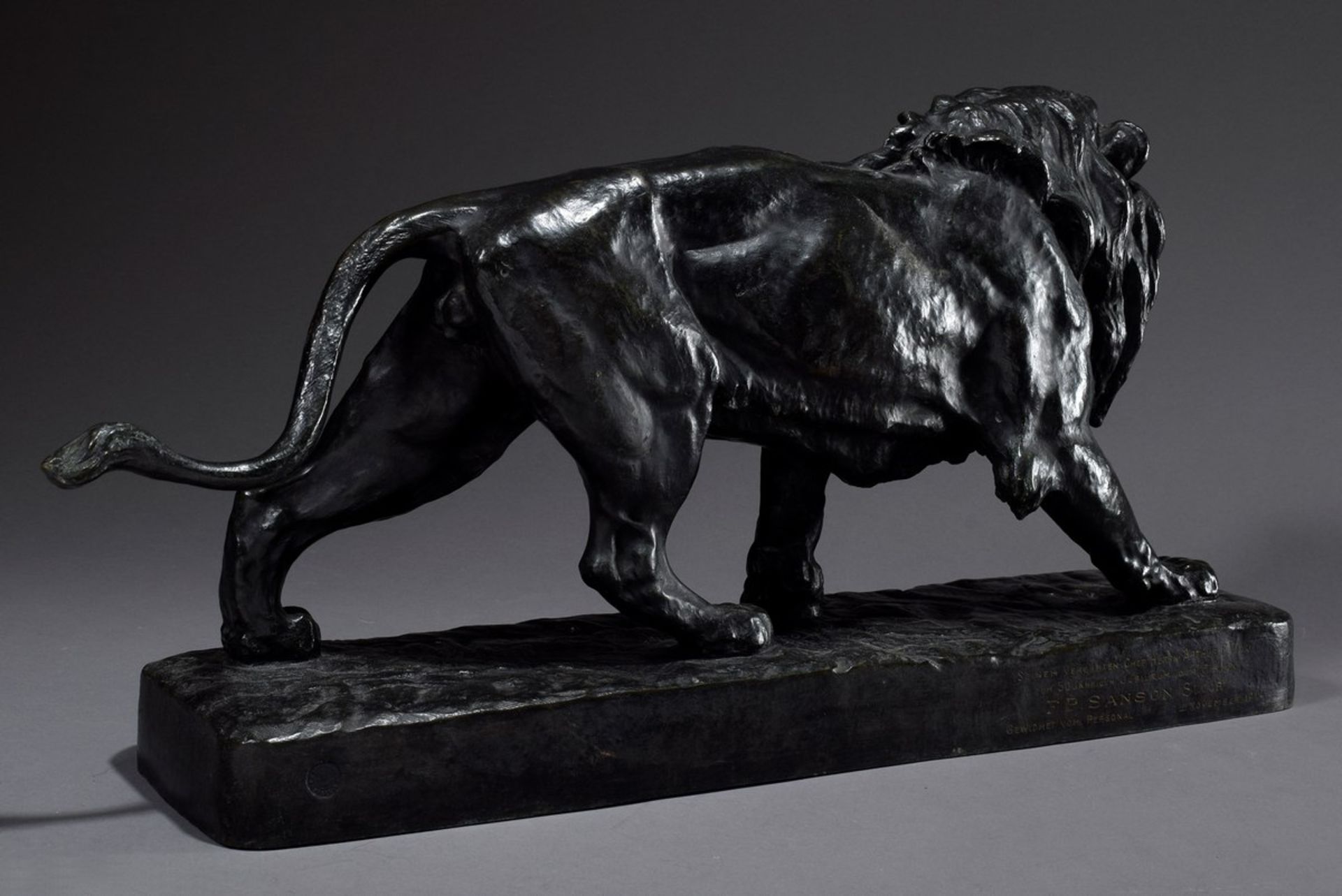 Vidal, Louis (1831-1892) "Schreitender Löwe", Bronze, sign., gravierte Widmung von 1914 an Arthur F. - Bild 4 aus 8