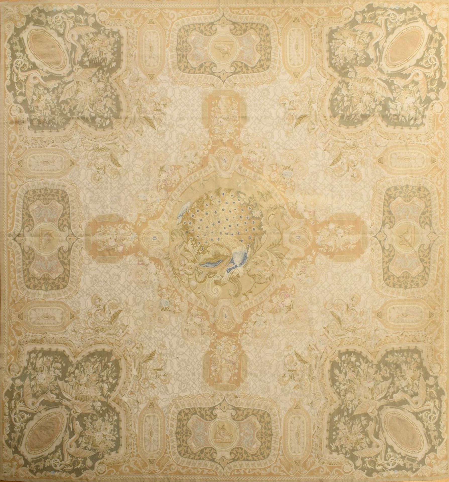 Großer Aubusson Teppich in Grün- und Beigetönen nach altem Vorbild, 20.Jh., 280x310cm