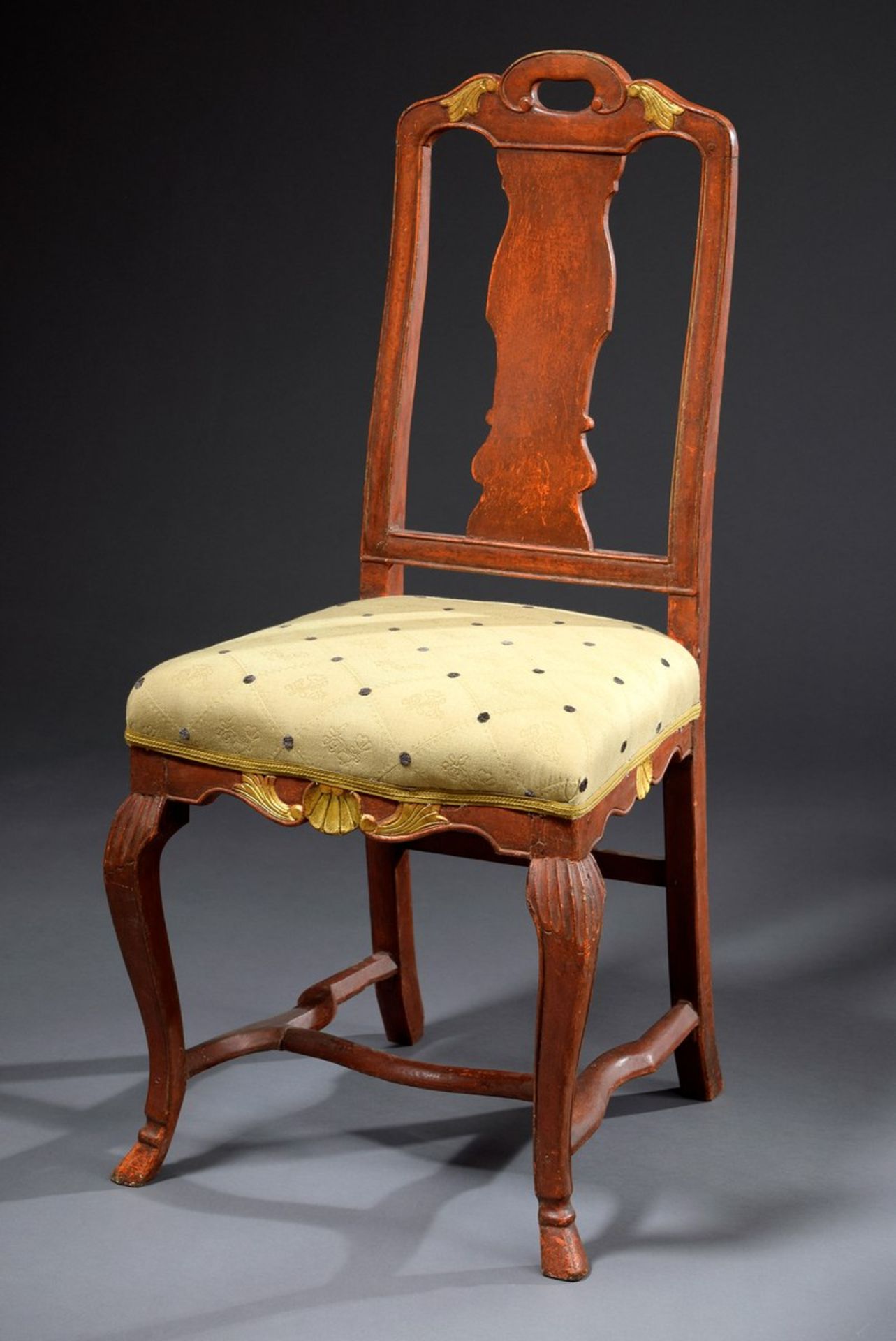 3 Stühle in barocker Façon mit etwas variierenden vergoldeten Elementen und beige schwarz - Bild 2 aus 8