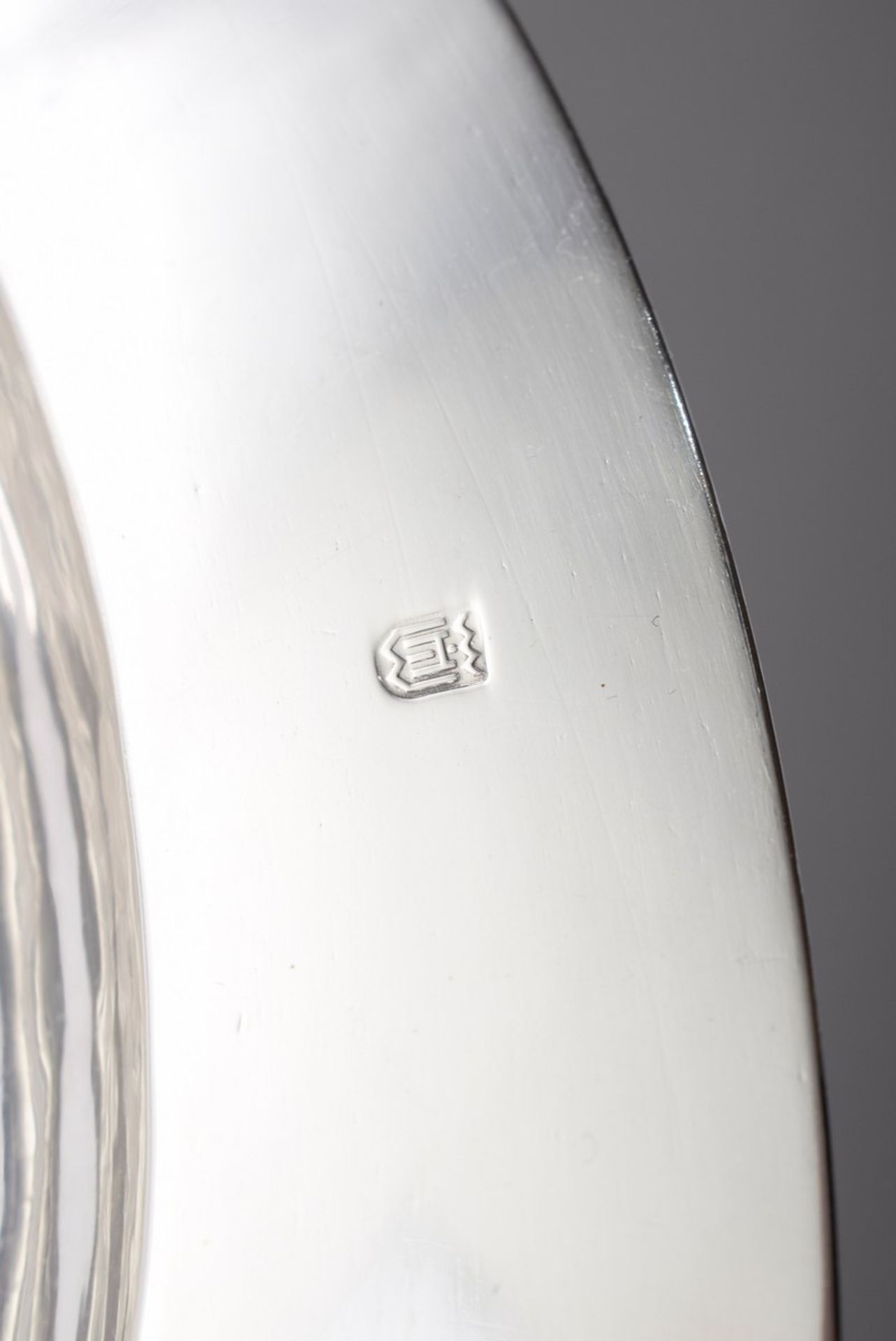 Schlichte, handgearbeitete Schale mit breitem Rand, Wilm Berlin, Silber 925, 720g, Ø 33cm, leichte - Bild 2 aus 4