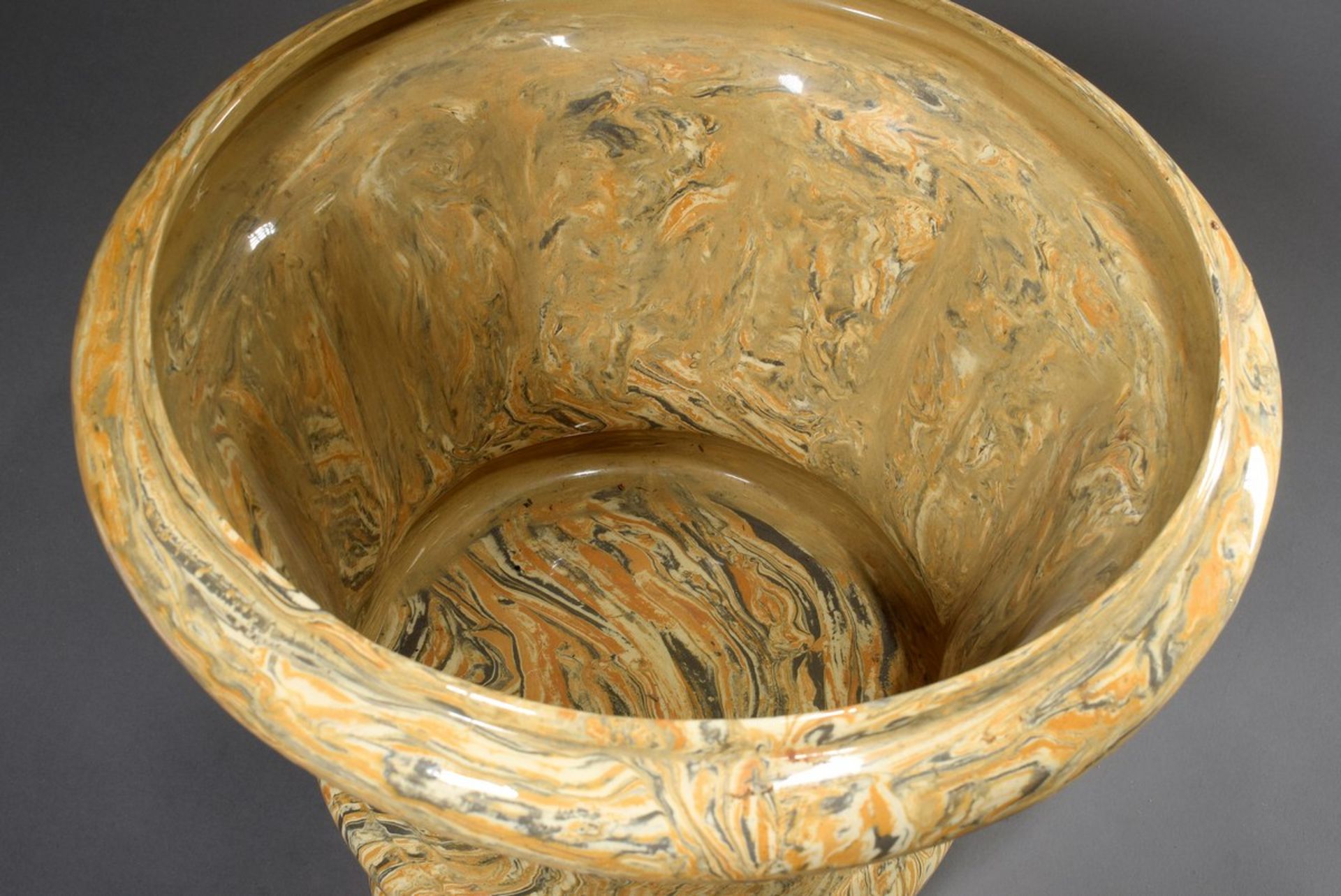 Marmorierter Keramik Übertopf in Grau/Orange/Beige mit mehreckigem Korpus, wohl Frankreich um - Bild 2 aus 3
