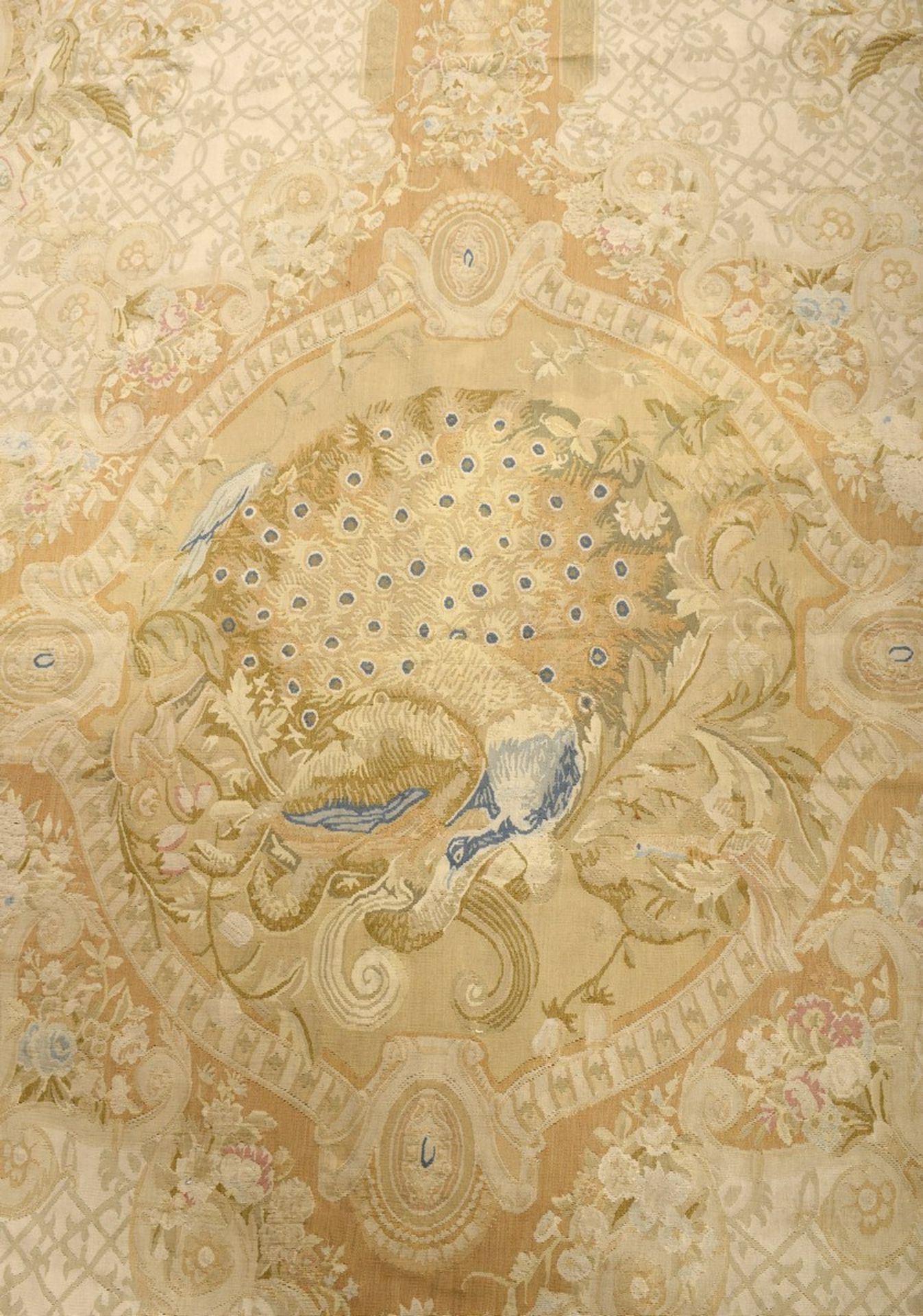 Großer Aubusson Teppich in Grün- und Beigetönen nach altem Vorbild, 20.Jh., 280x310cm - Bild 3 aus 9