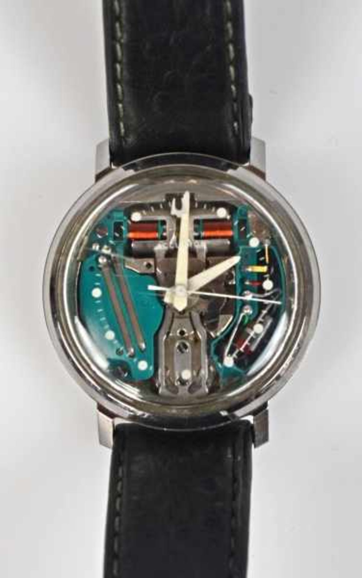 ARMBANDUHR Bulova Accutron, rundes Stahlgehäuse mit Durchblick auf das Werk, Lederarmband, Zustand