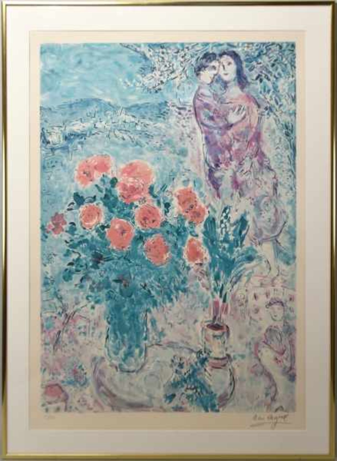 CHAGALL Marc (1887-1985) "Bunter Blumenstrauß", roter Rosen auf Tisch mit Paar vor Bäumen und - Bild 2 aus 4