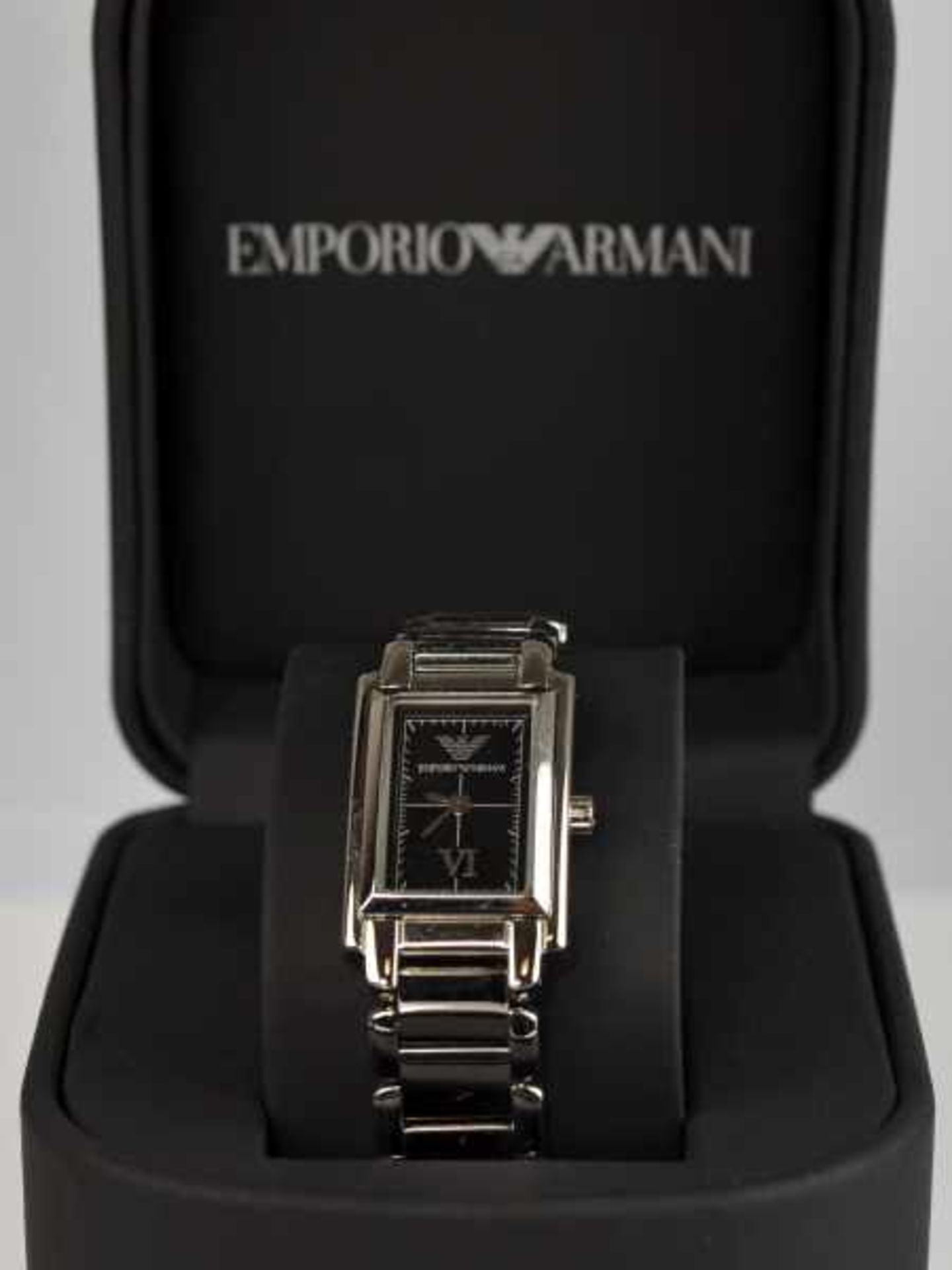 DAMENARMBANDUHR Emporio Armani Quartz, rechteckiges Stahlgehäuse mit Stahlarmband, Ziffernblatt in