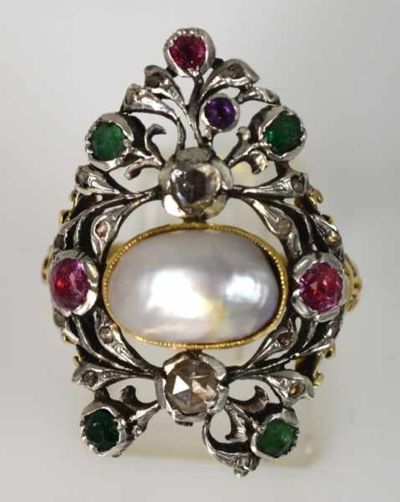 RING vegetabil gearbeitete Fassung mit 8 Farbsteinen, Rosendiamanten als Besatz von kleinen - Image 2 of 3