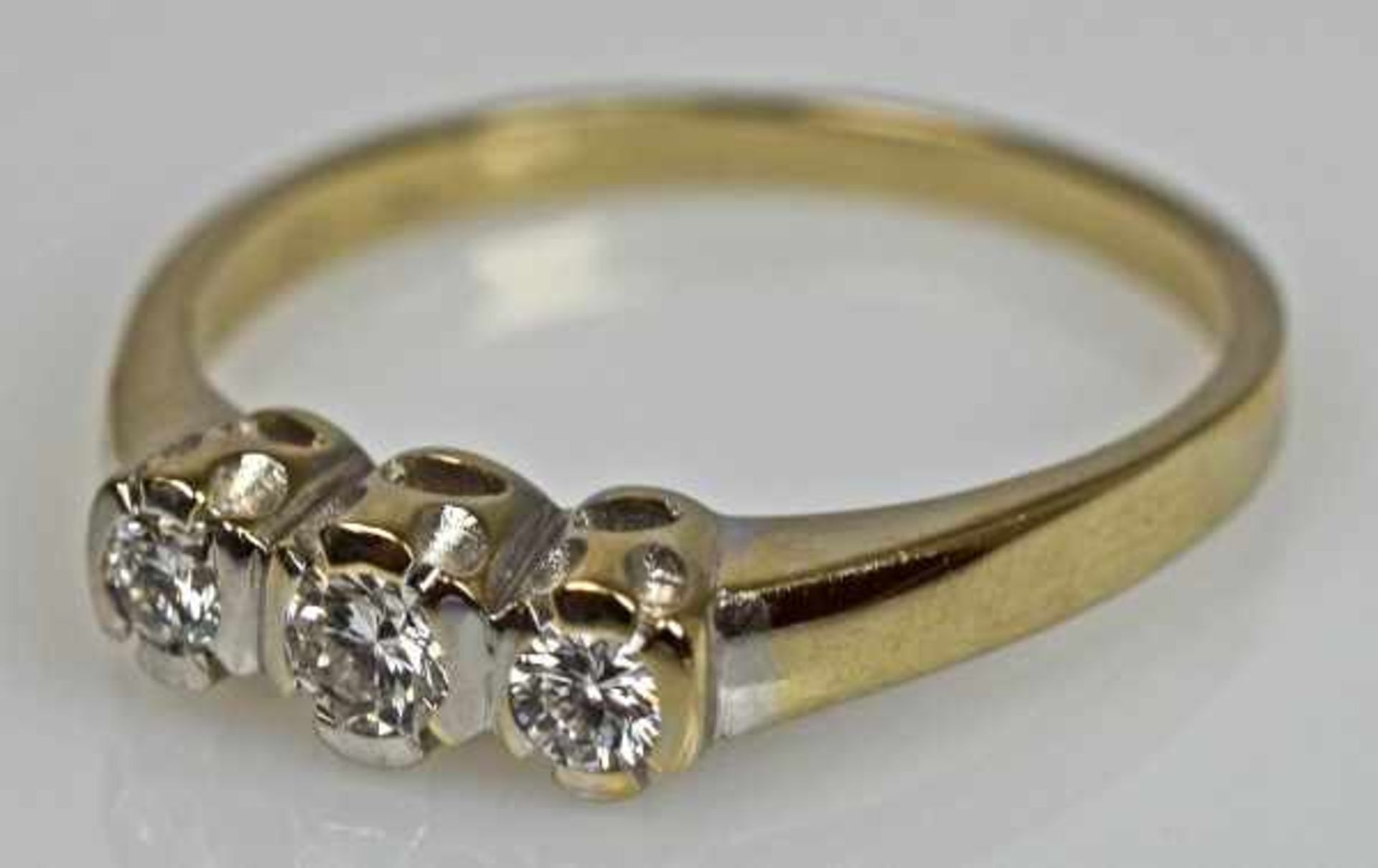 RING drei Diamanten in Weißgoldfassung 14ct, Gr. 59 - Bild 2 aus 3