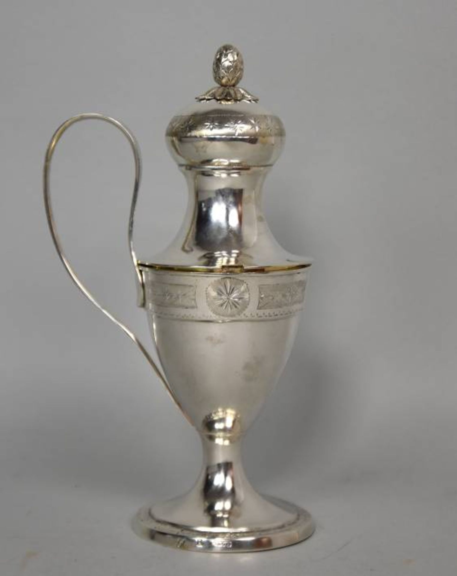 BEHÄLTER zum Aufklappen, in Form eines Pokals, auf runder Basis, Umrandung mit Blütendekor, - Image 5 of 7