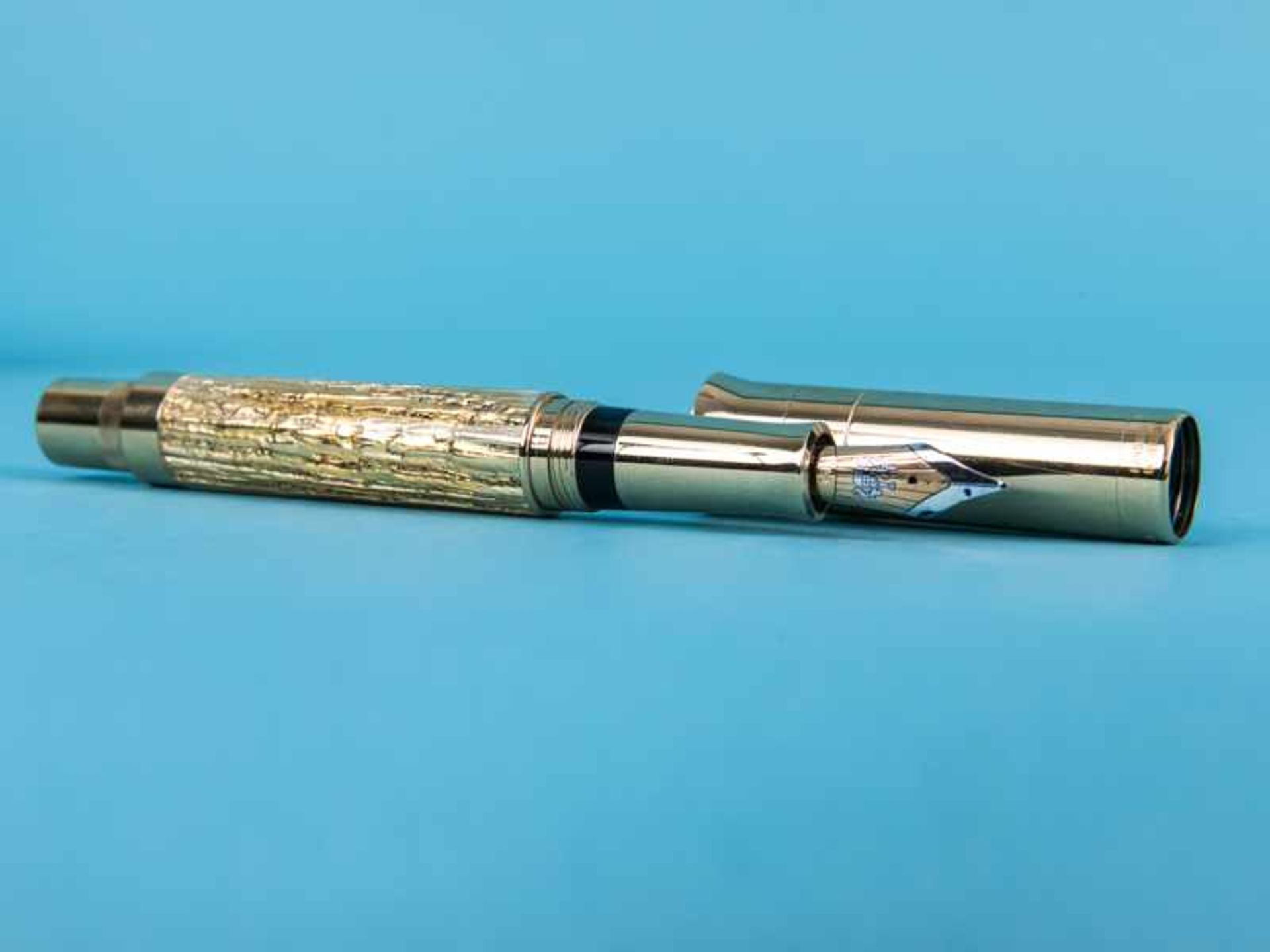 Kolben-Füllfederhalter "Pen of the Year" 2012, Handarbeit aus der Manufaktur Graf von Faber-Castell. - Image 8 of 10