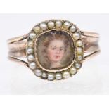 Ring mit kleiner Miniatur mit Keshi-Perlen, England, um 1800.