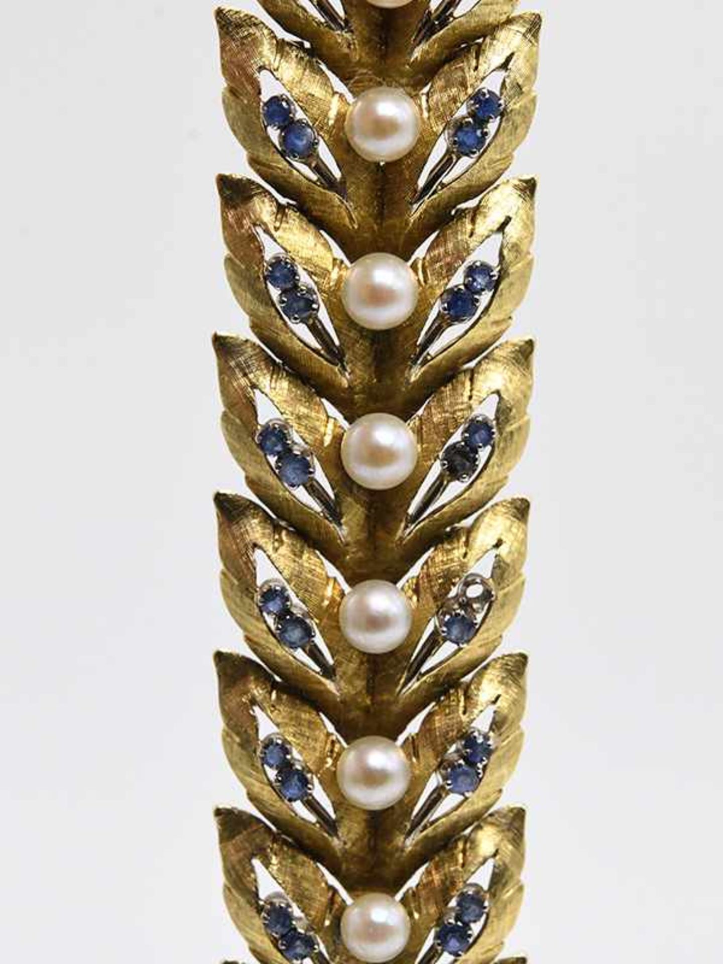 Armband mit 18 Perlen und 72 kleinen Saphiren, 80-er Jahre. - Image 5 of 8