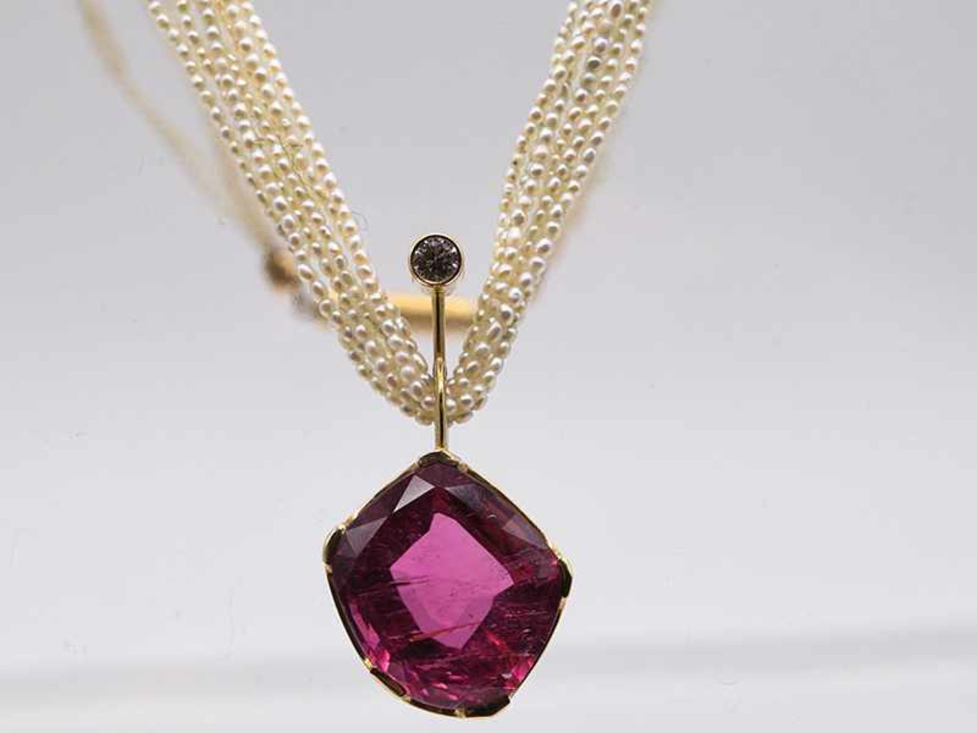7 reihiges Collier mit Keshi-Perlen, pinkfarbenem Turmalin (Rubelith) und Brillant ca. 0,1 ct, - Image 5 of 5