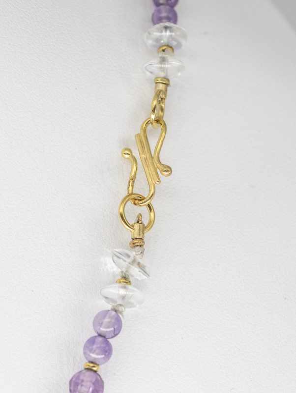 Collier mit Amethyst und Bergkristall, aus der Goldschmiedewerkstatt Ulla Popp (1928-2020), - Image 3 of 3