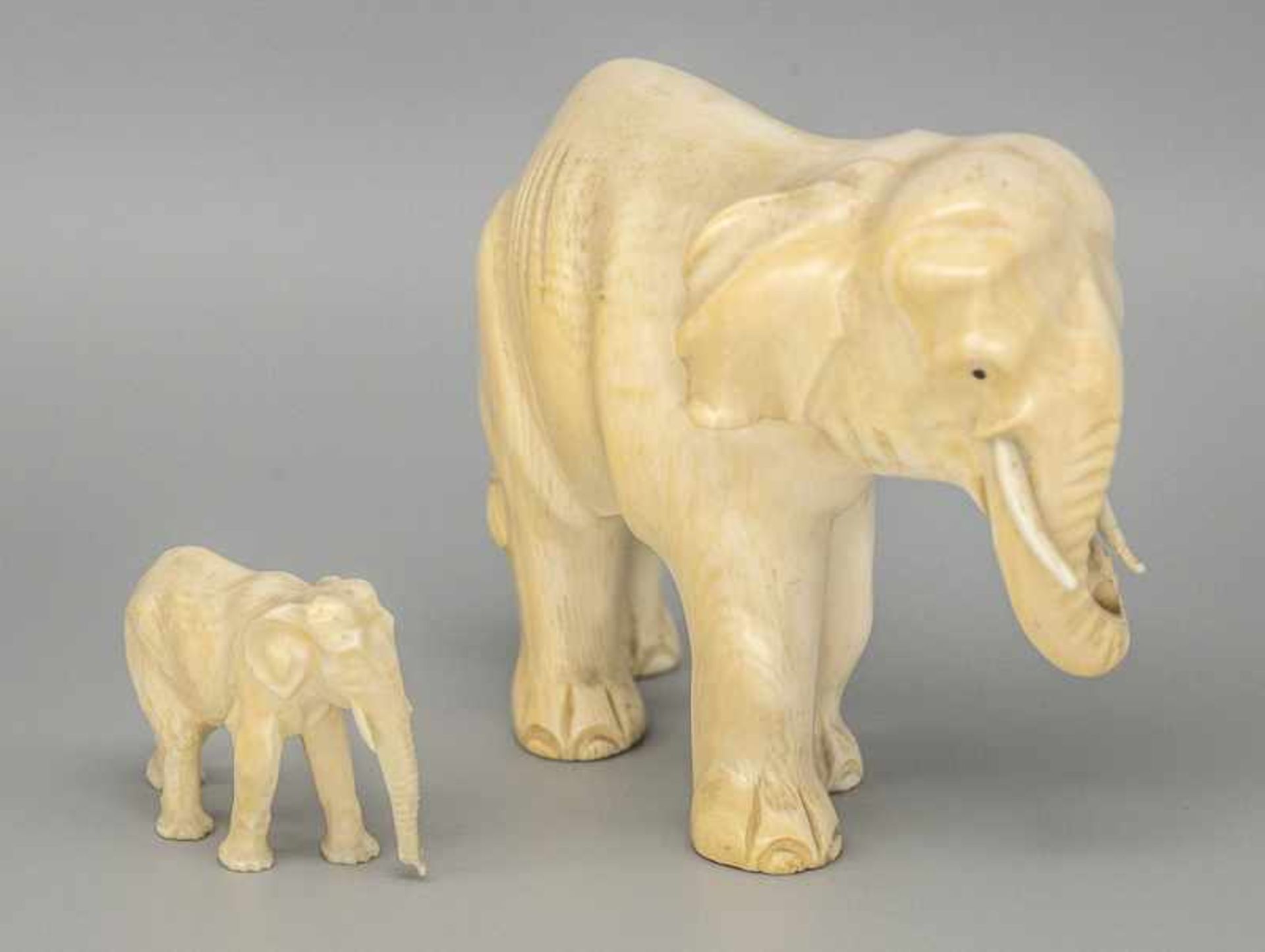 2 Tierfiguren "Elephanten", wohl Odenwald; um 1900. - Bild 2 aus 2