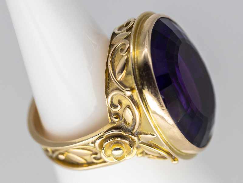 Ring mit Amethyst, Goldschmiedearbeit, gestempelt AS, um 1970. - Image 5 of 8