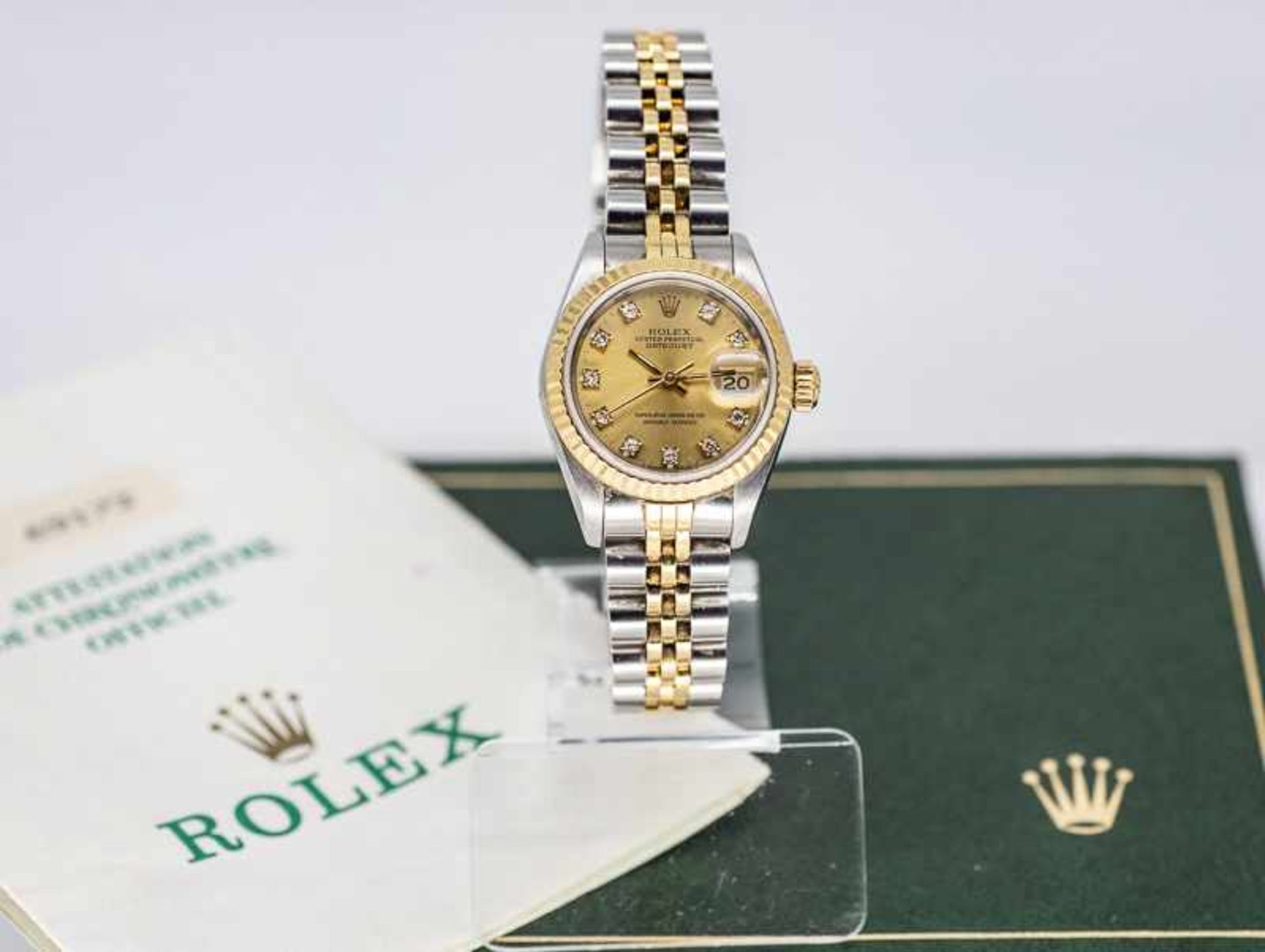 Damenarmbanduhr, Rolex Lady-Datejust mit goldenem Factory Diamant Zifferblatt mit Box und